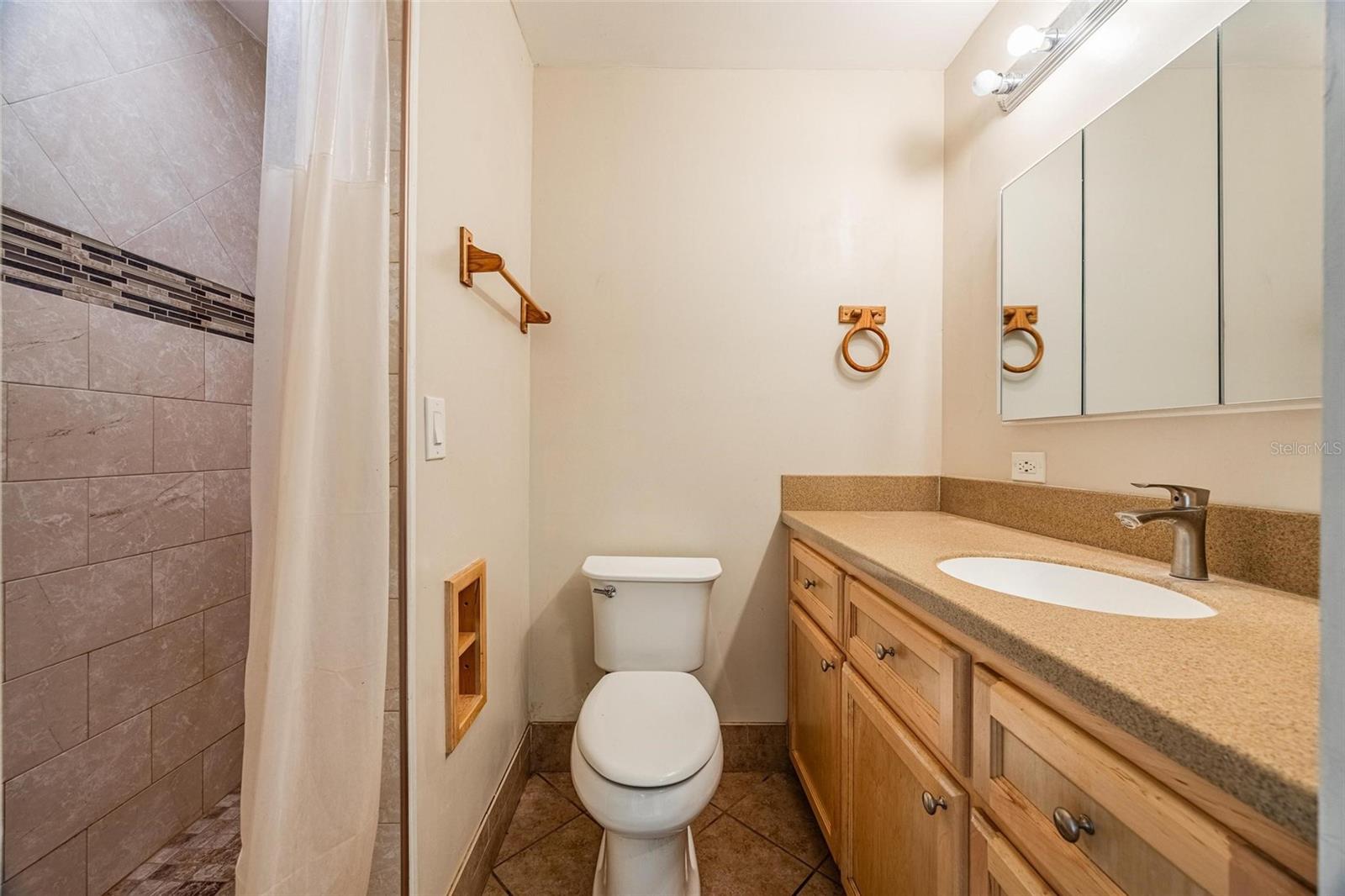 1389 IVAN BLVD, LABELLE, FL, 33935