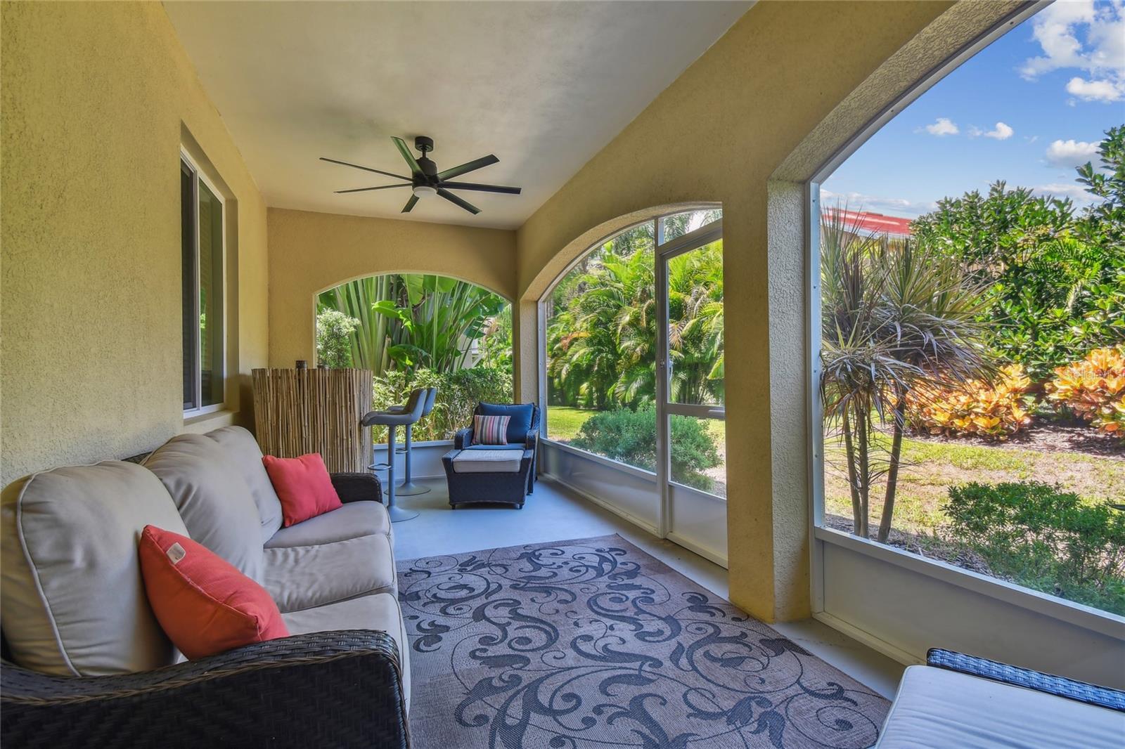 18 FRANKLIN CT S #A, ST PETERSBURG, FL, 33711