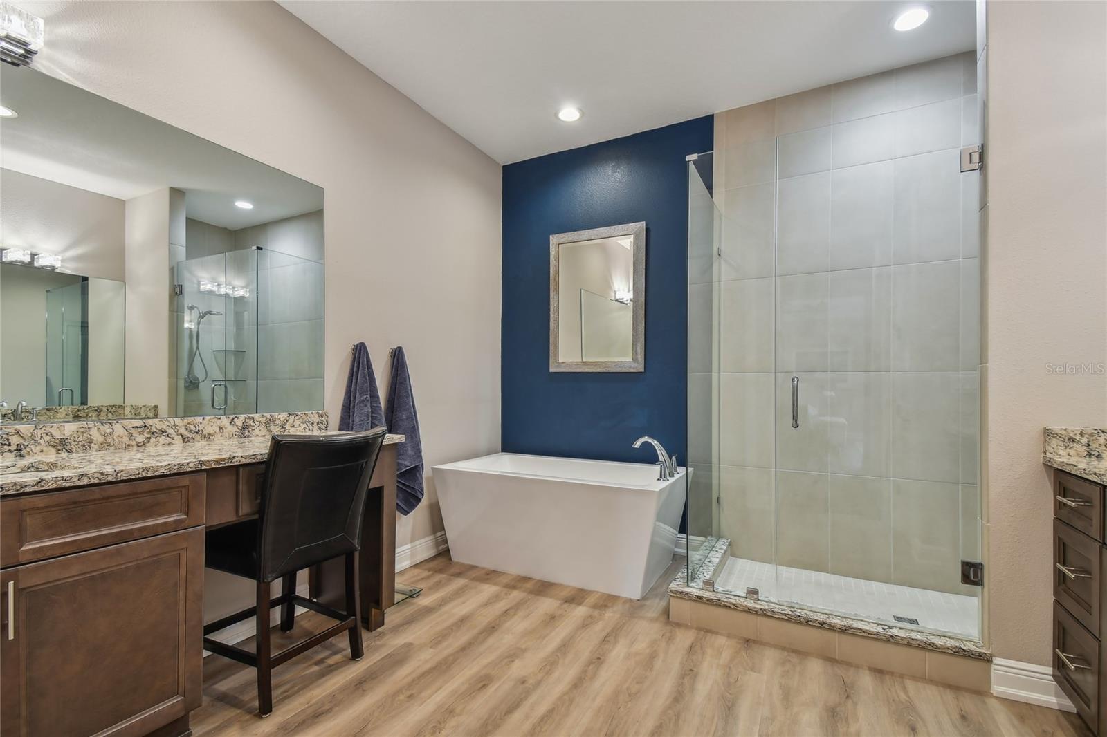 18 FRANKLIN CT S #A, ST PETERSBURG, FL, 33711