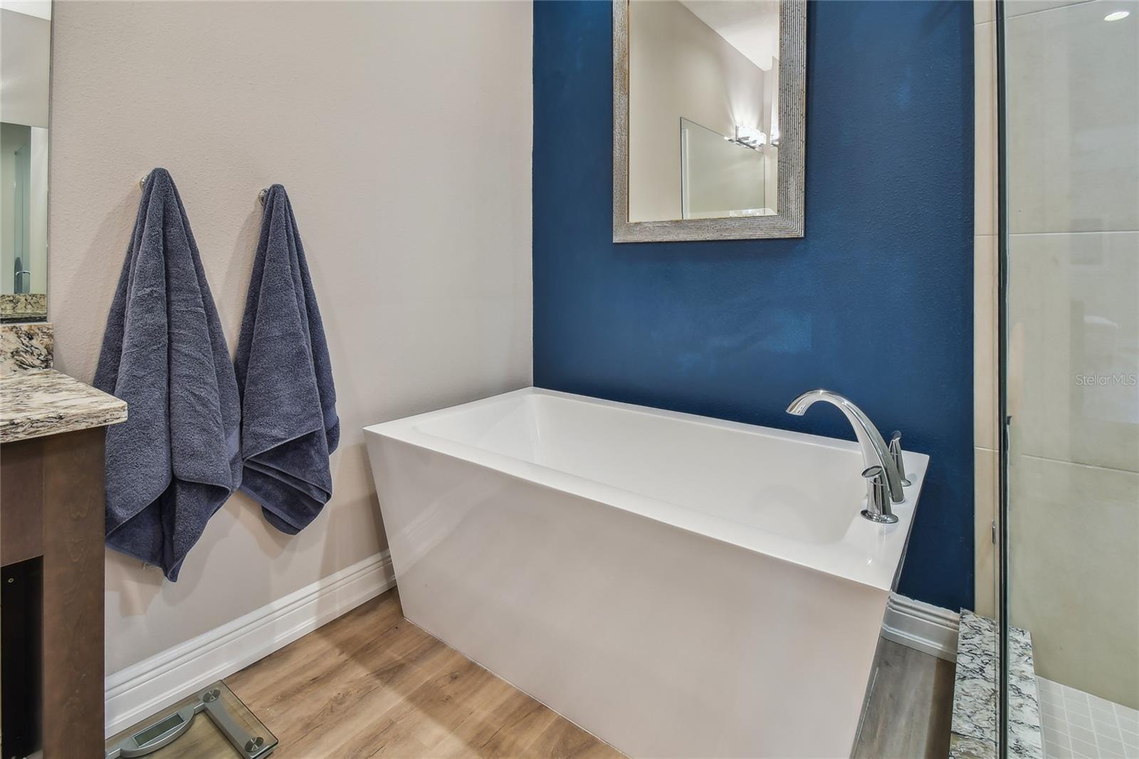 18 FRANKLIN CT S #A, ST PETERSBURG, FL, 33711