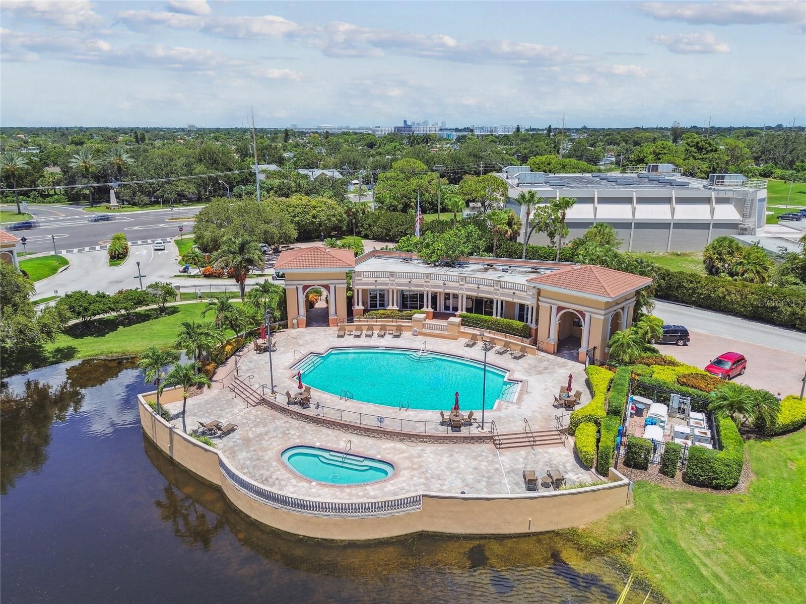 18 FRANKLIN CT S #A, ST PETERSBURG, FL, 33711