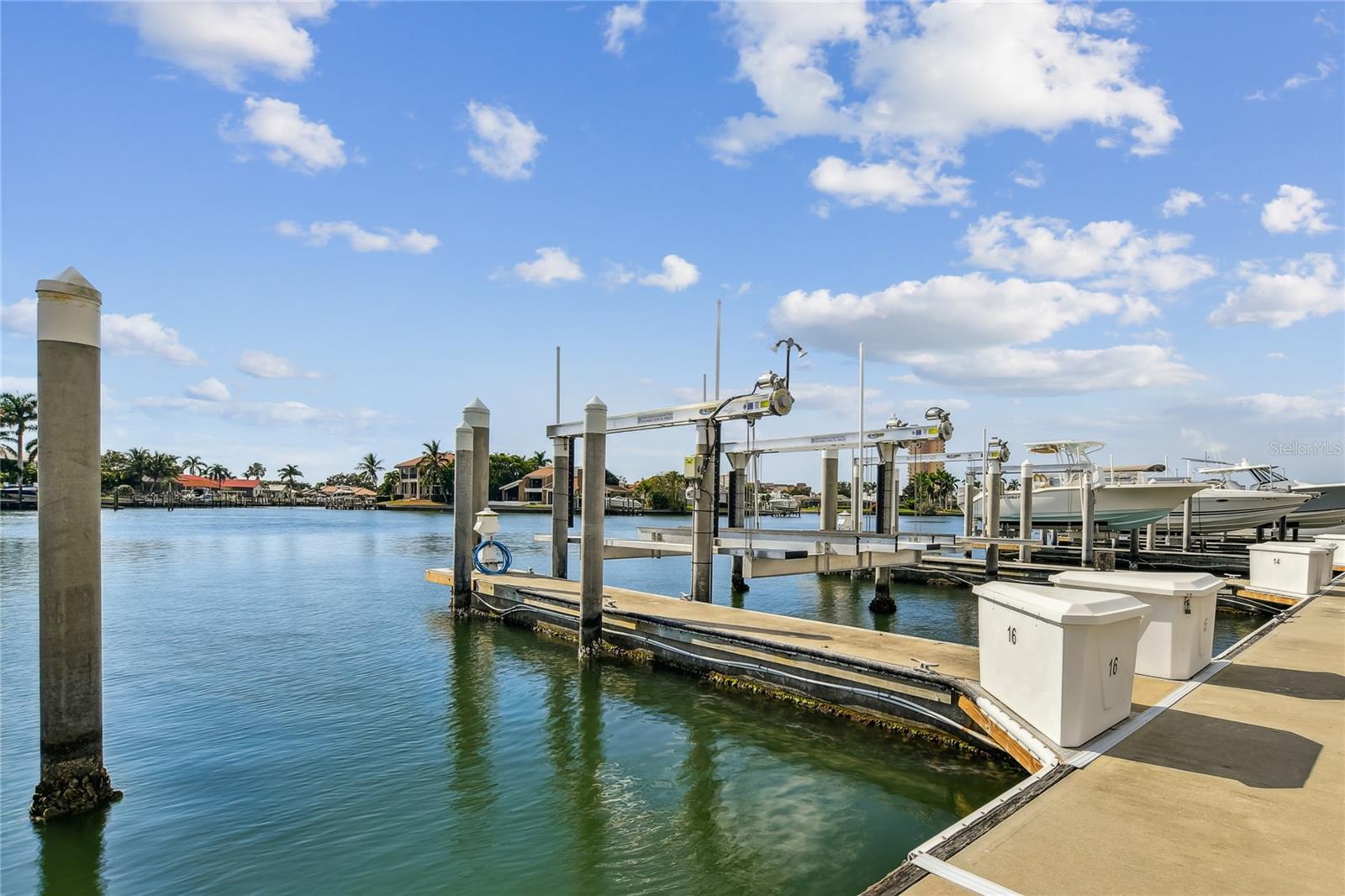 18 FRANKLIN CT S #A, ST PETERSBURG, FL, 33711