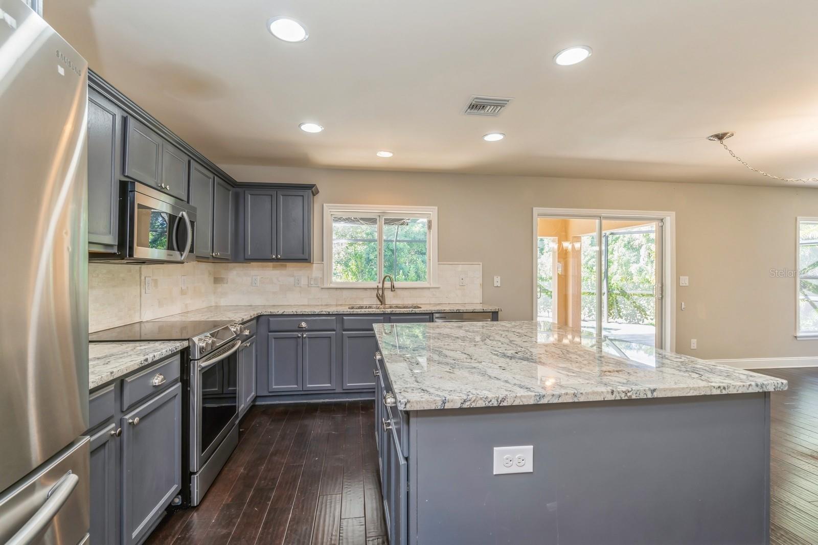 25685 DEEP CREEK BLVD, PUNTA GORDA, FL, 33983
