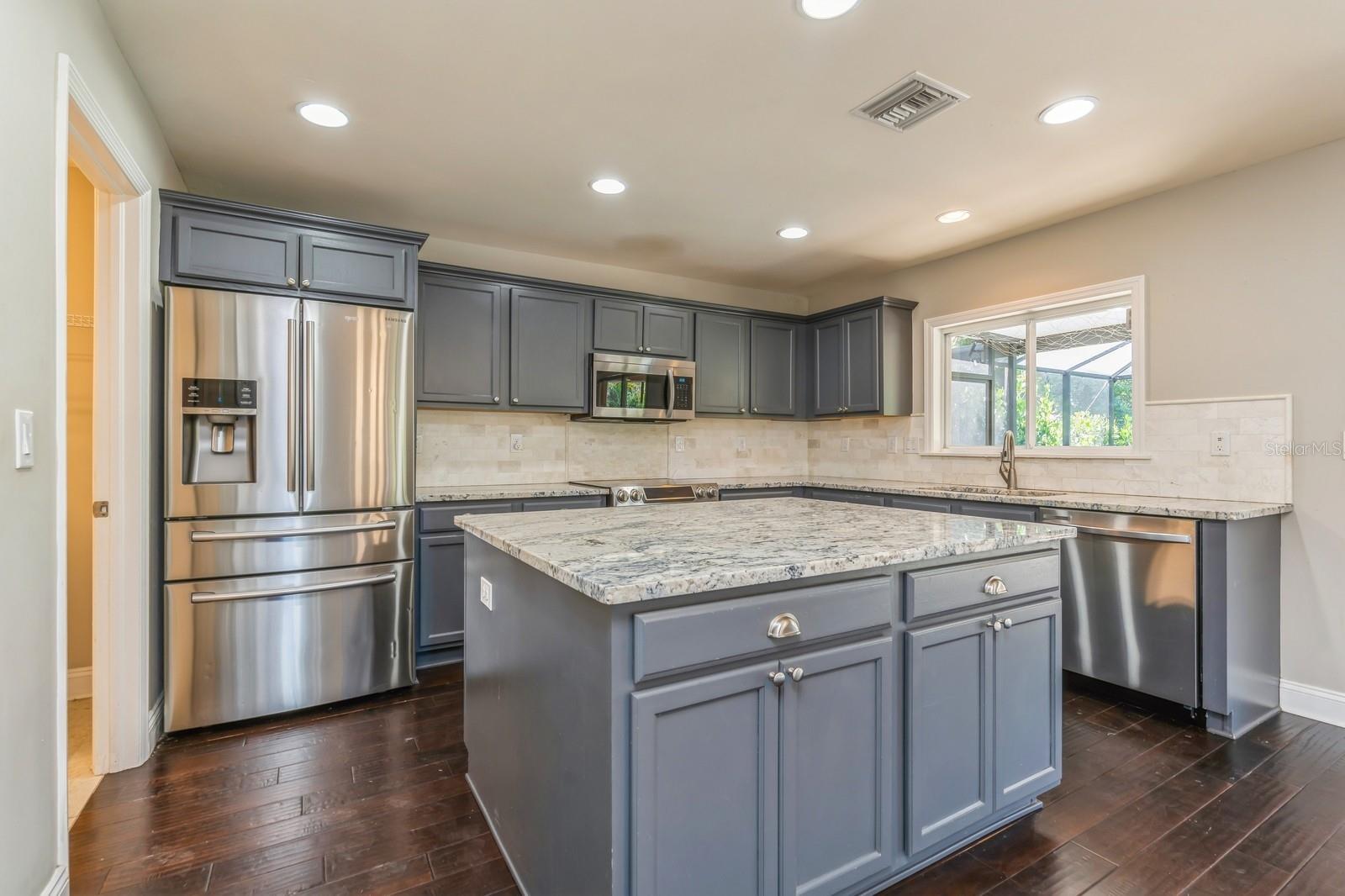 25685 DEEP CREEK BLVD, PUNTA GORDA, FL, 33983