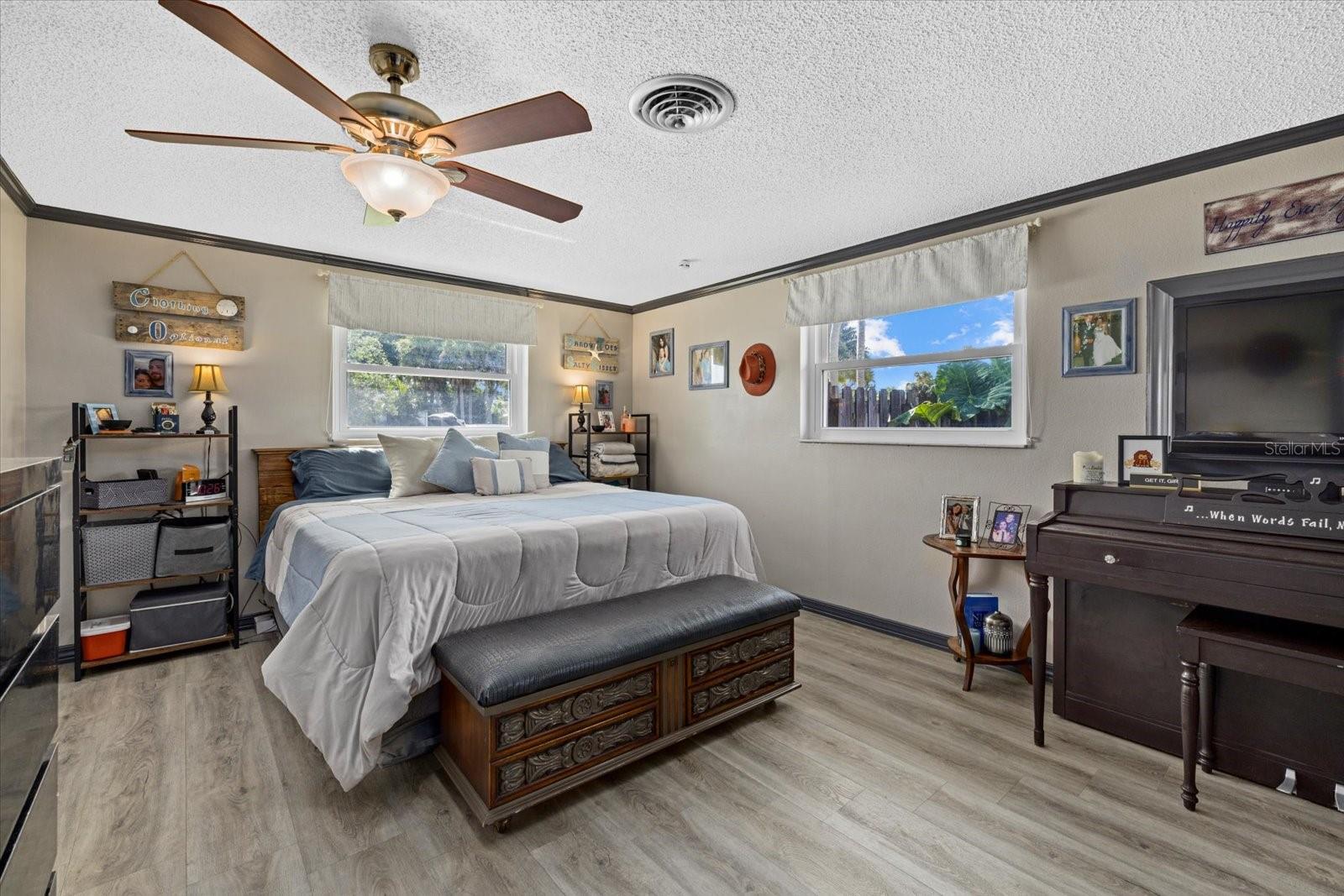 3220 VALENCIA RD, VENICE, FL, 34293