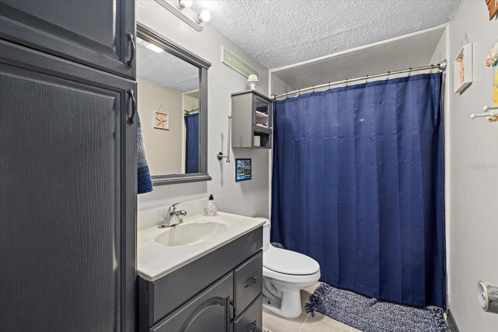 3220 VALENCIA RD, VENICE, FL, 34293