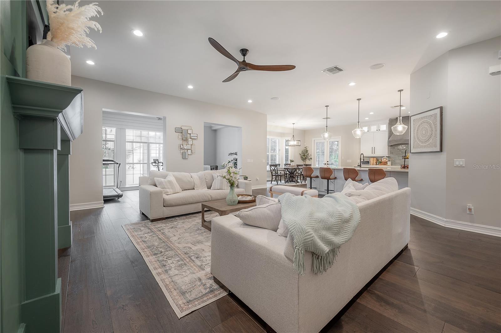 5105 W NEPTUNE WAY, TAMPA, FL, 33609