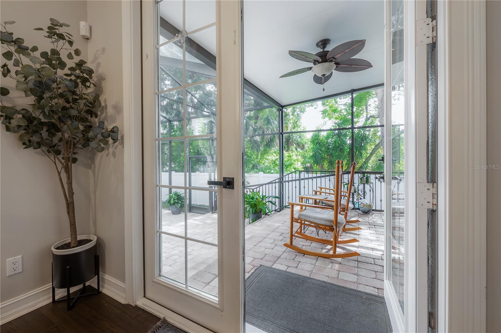 5105 W NEPTUNE WAY, TAMPA, FL, 33609