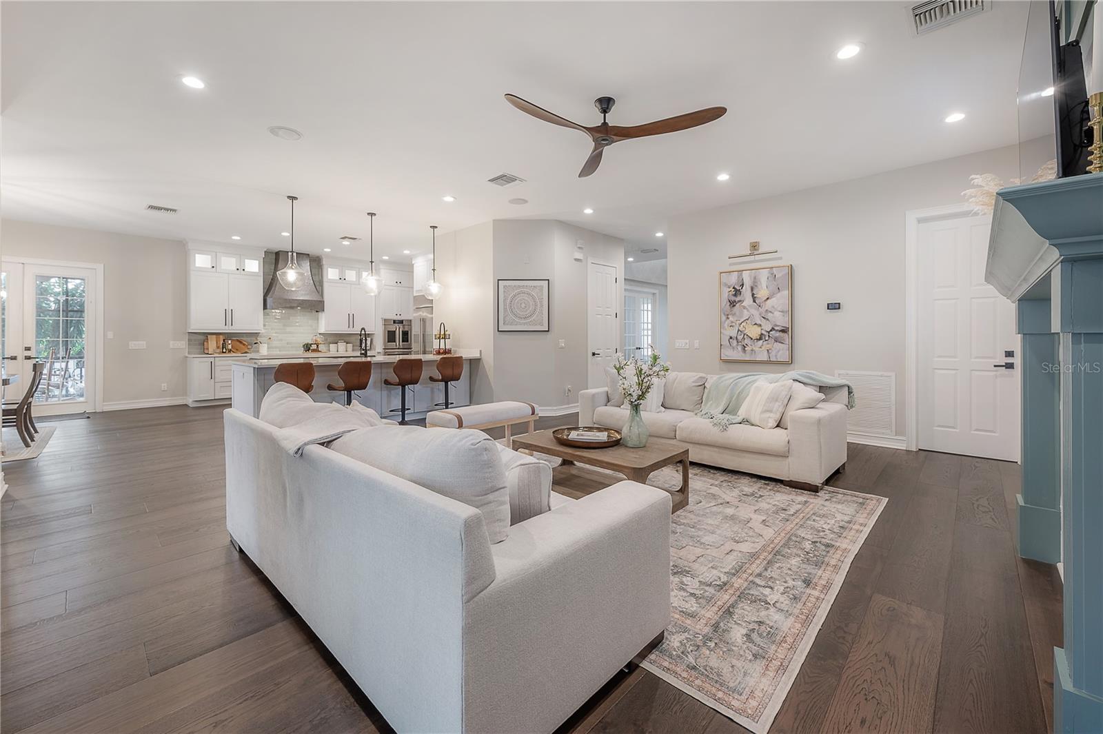 5105 W NEPTUNE WAY, TAMPA, FL, 33609