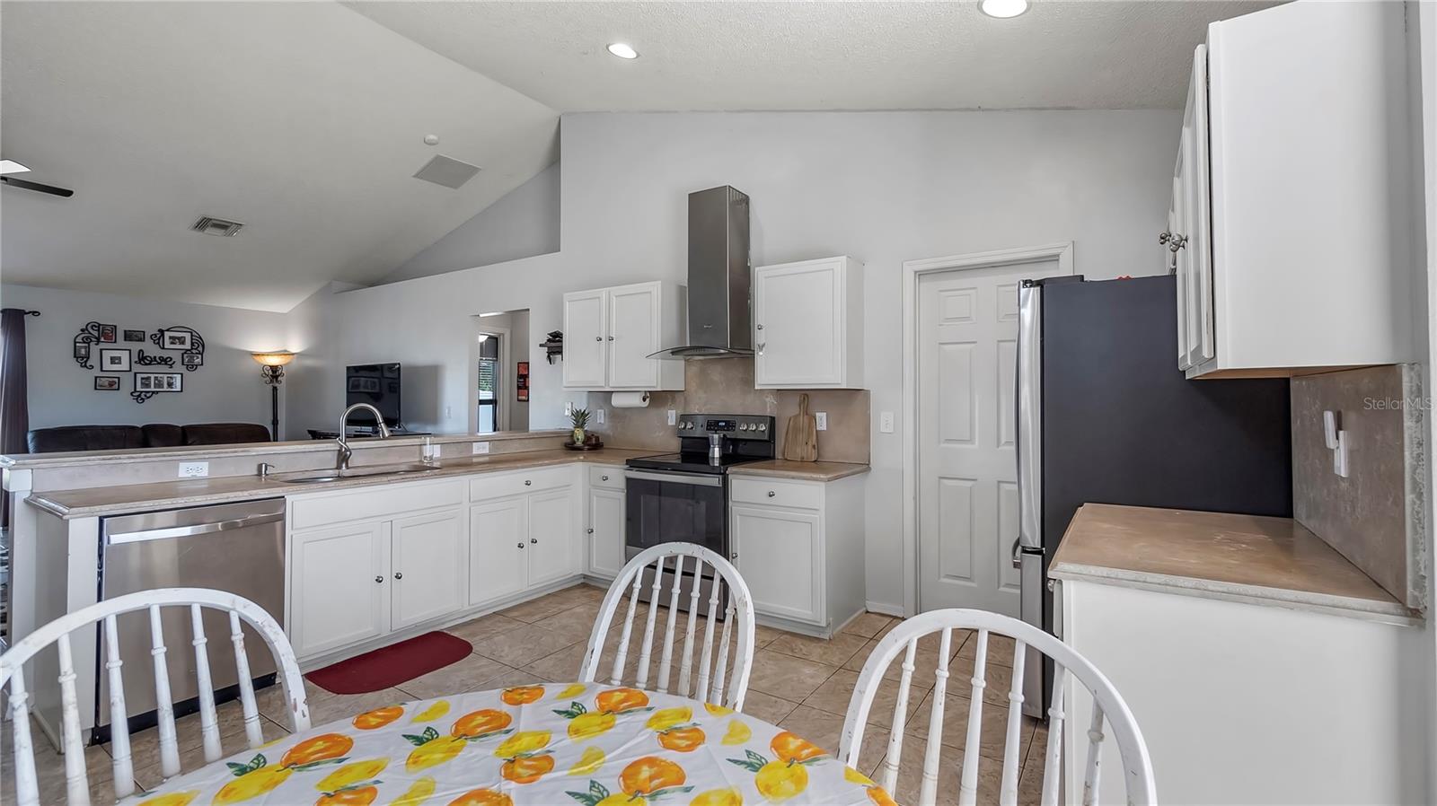 1155 STRATTON AVE, GROVELAND, FL, 34736