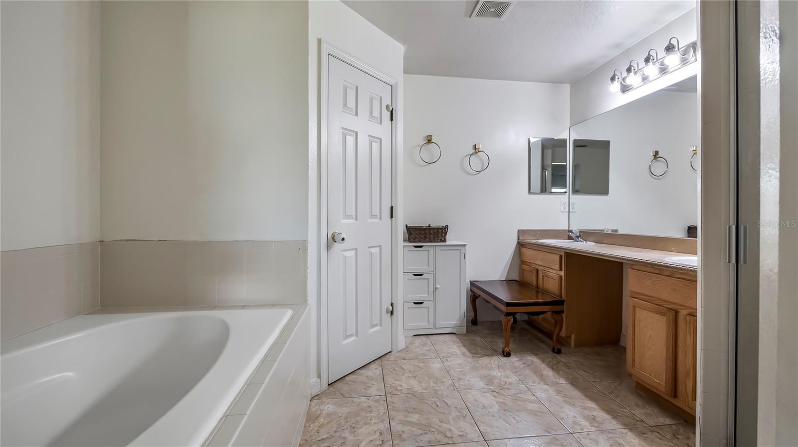 1155 STRATTON AVE, GROVELAND, FL, 34736