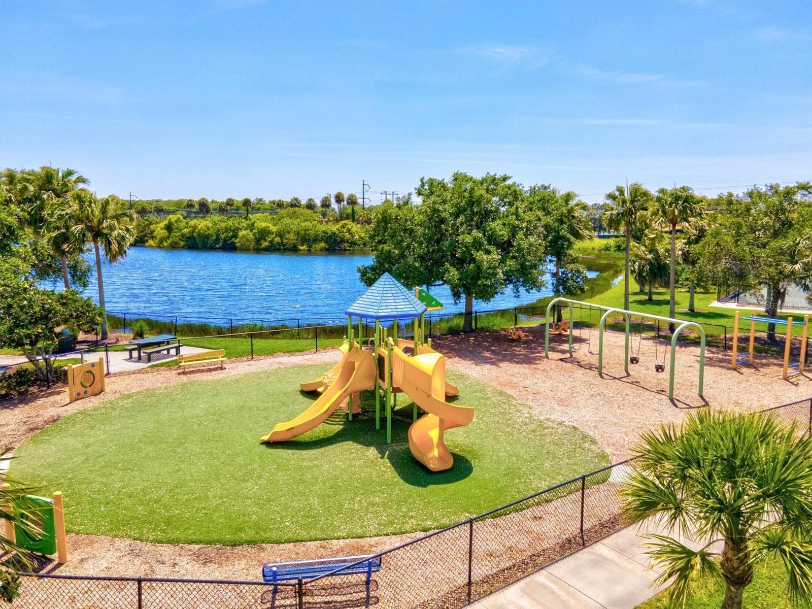 105 NEW BRITON CT, BRADENTON, FL, 34212