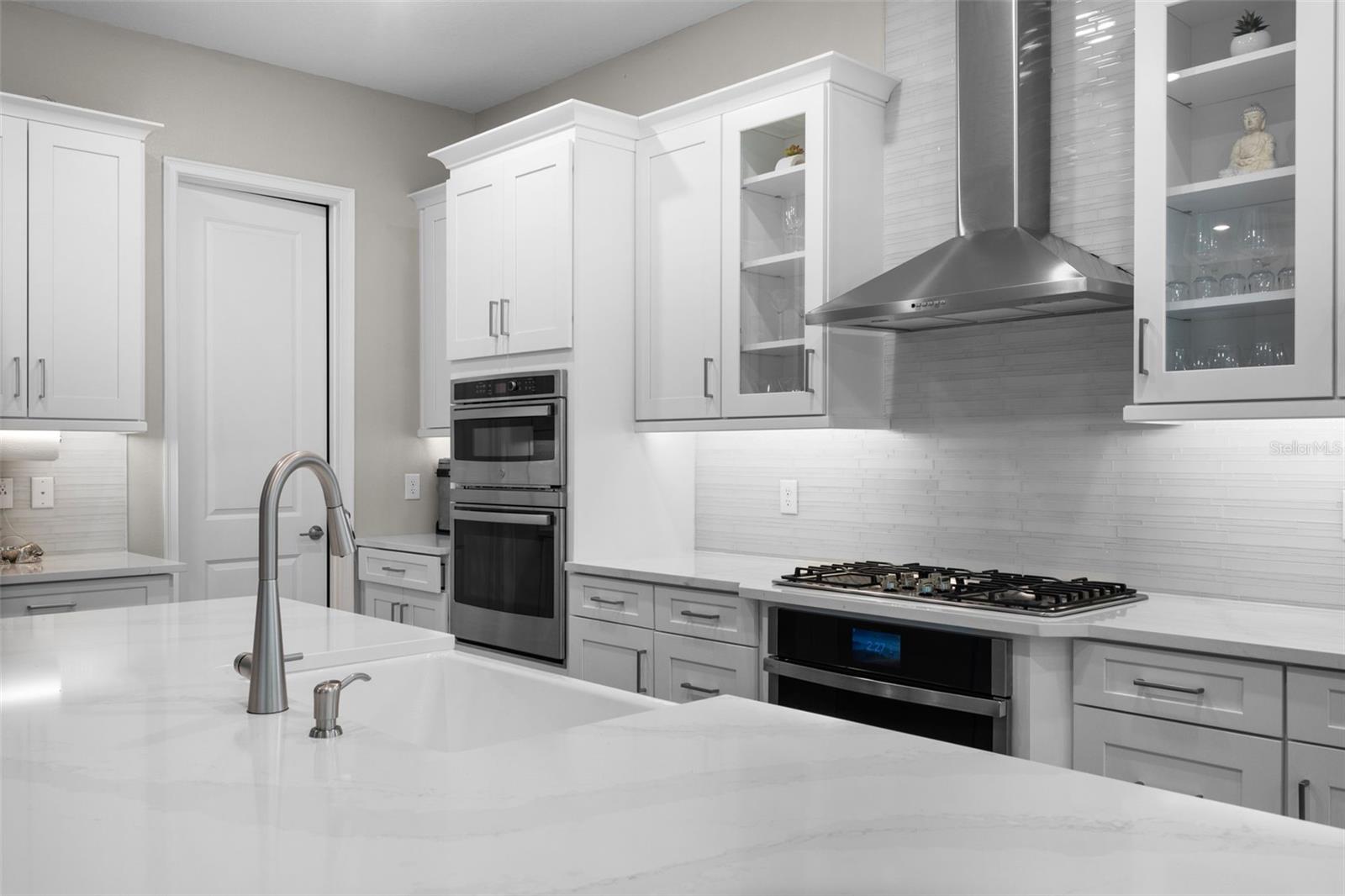 1039 SEAGRAPE DR, RUSKIN, FL, 33570