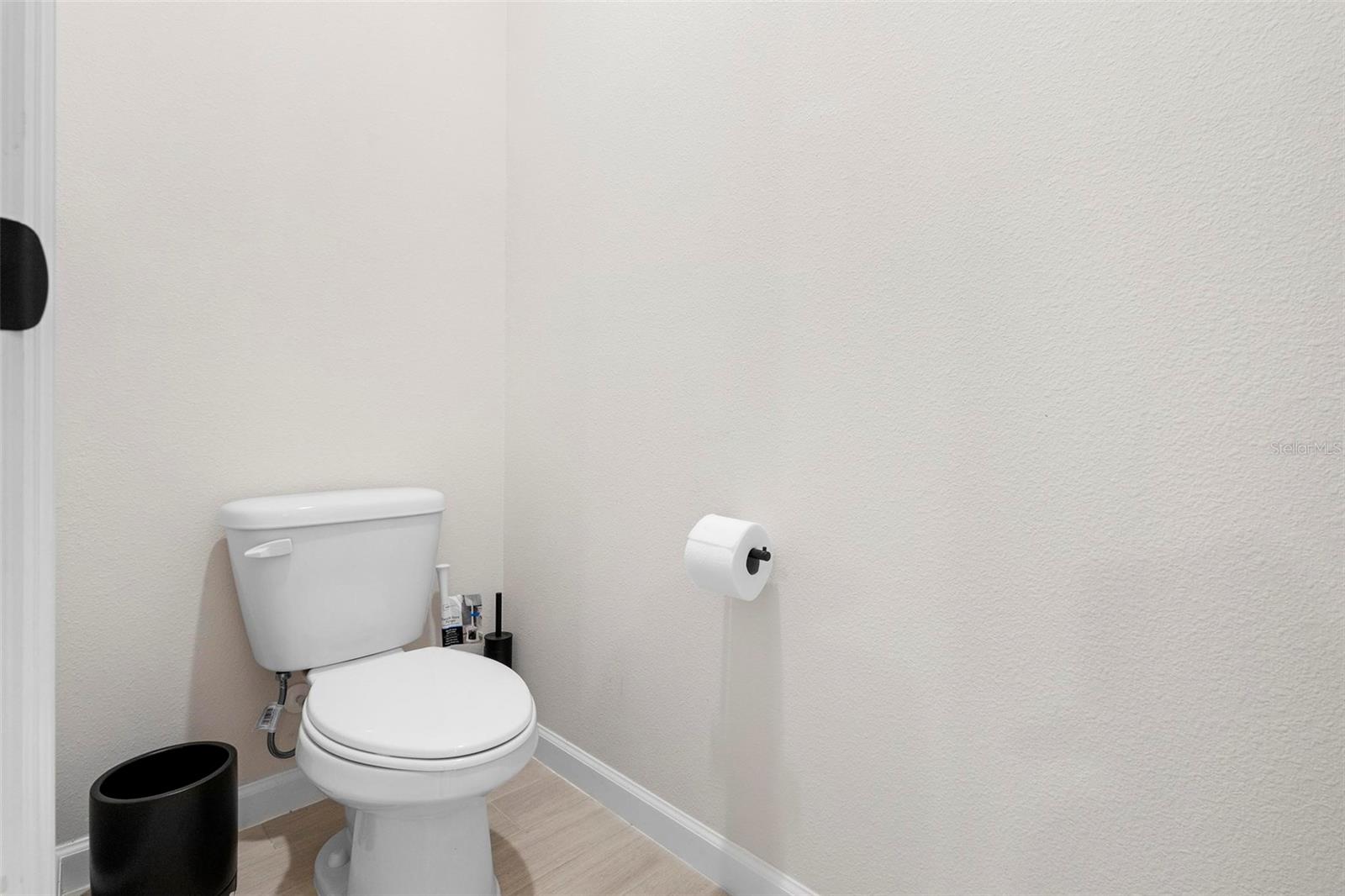 1002 RIVER FALLS CIR, DELAND, FL, 32720
