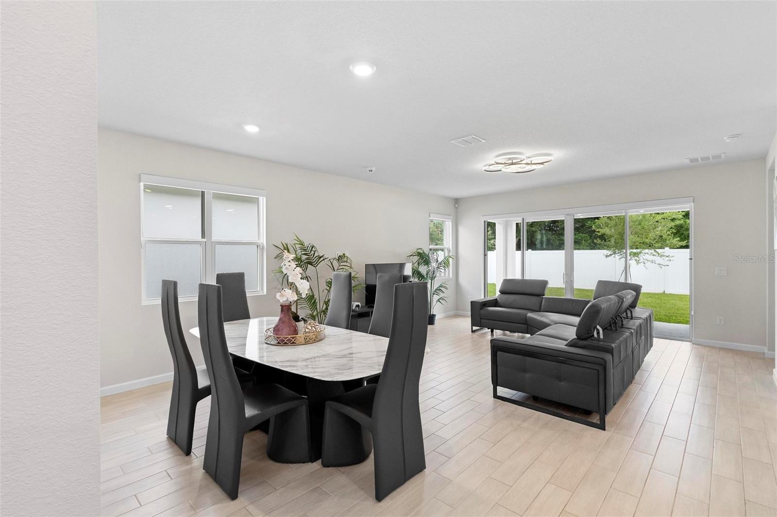 1002 RIVER FALLS CIR, DELAND, FL, 32720