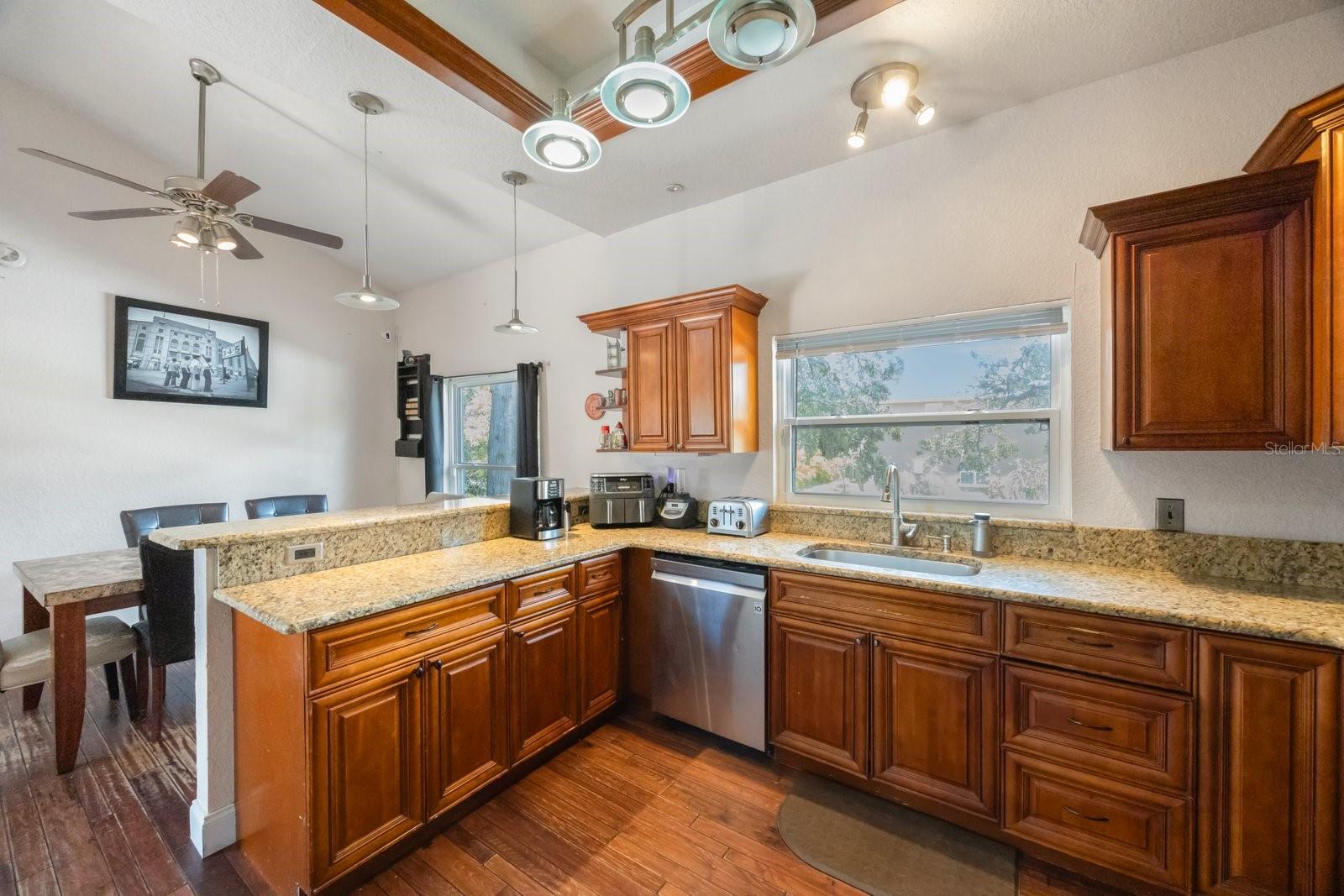 2000 BRENT PL, PALM HARBOR, FL, 34683