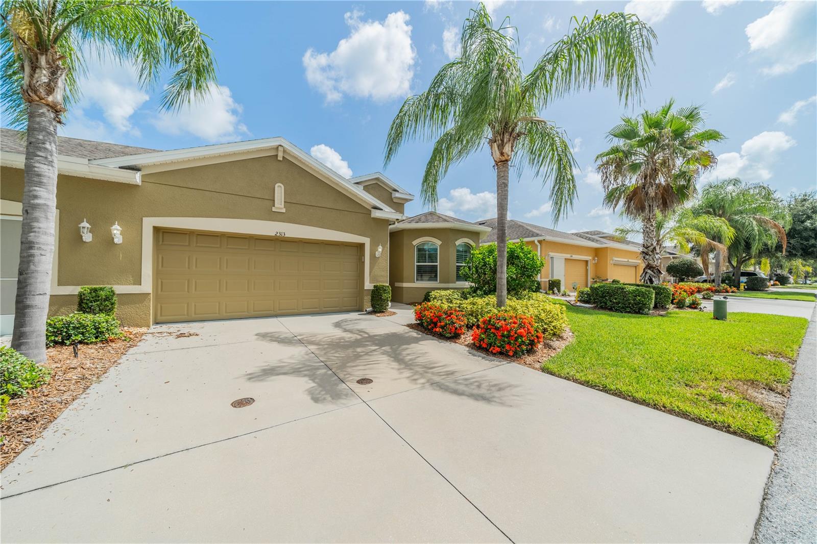 2313 OAKLEY GREEN DR #2313, SUN CITY CENTER, FL, 33573
