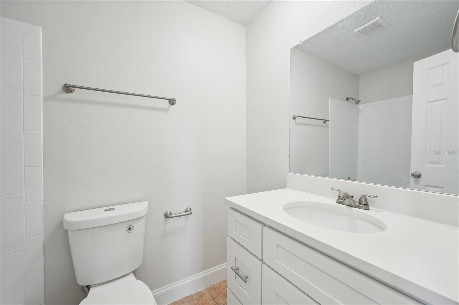 572 GALLOWAY AVE, DELTONA, FL, 32725