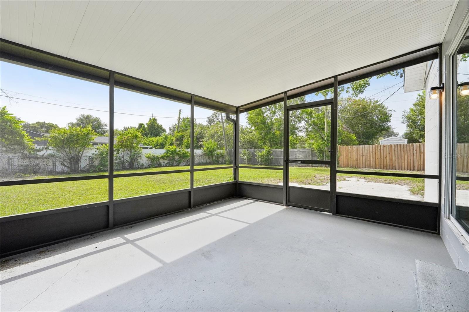 572 GALLOWAY AVE, DELTONA, FL, 32725