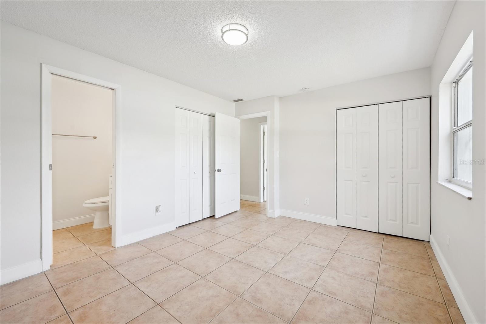 572 GALLOWAY AVE, DELTONA, FL, 32725