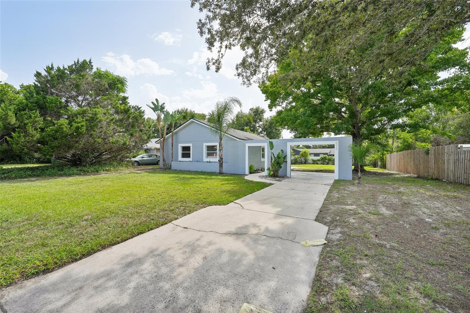 572 GALLOWAY AVE, DELTONA, FL, 32725