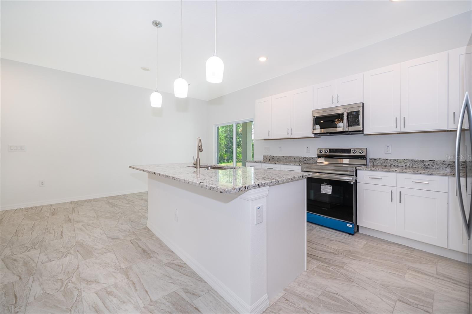 561 VICEROY CT, KISSIMMEE, FL, 34758