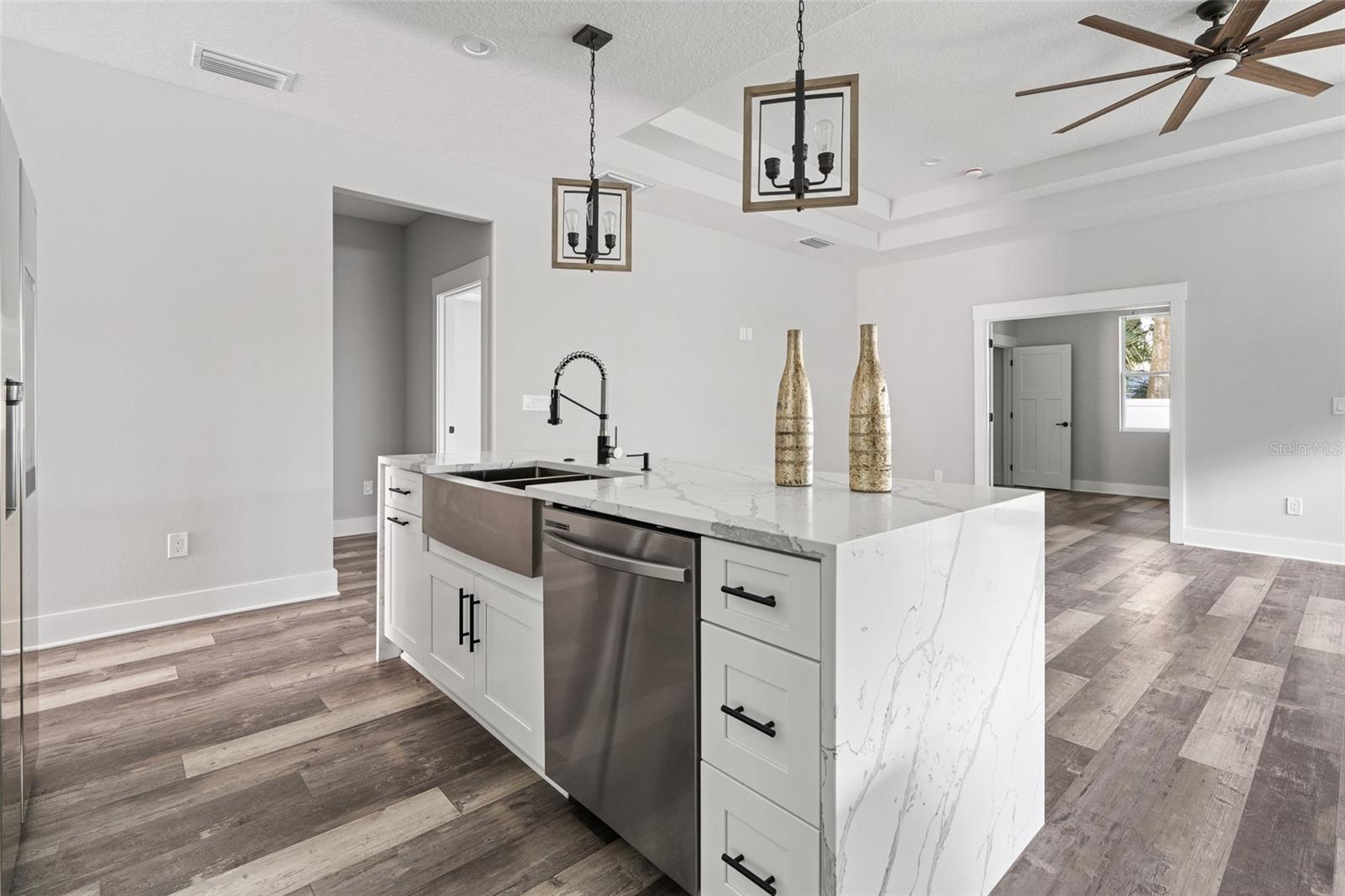 2722 W DEWEY ST, TAMPA, FL, 33607