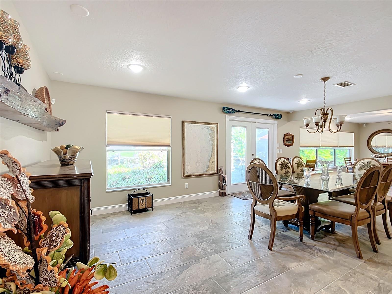 556 NW 9TH AVE, CRYSTAL RIVER, FL, 34428