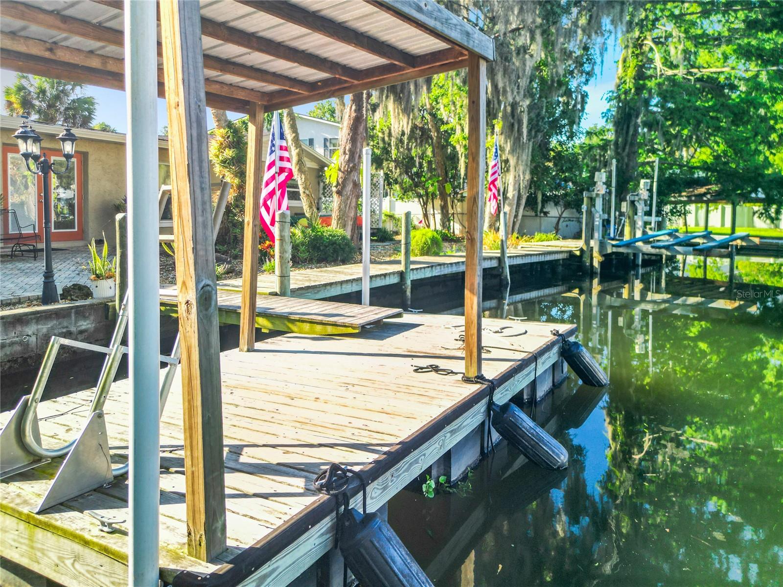 556 NW 9TH AVE, CRYSTAL RIVER, FL, 34428