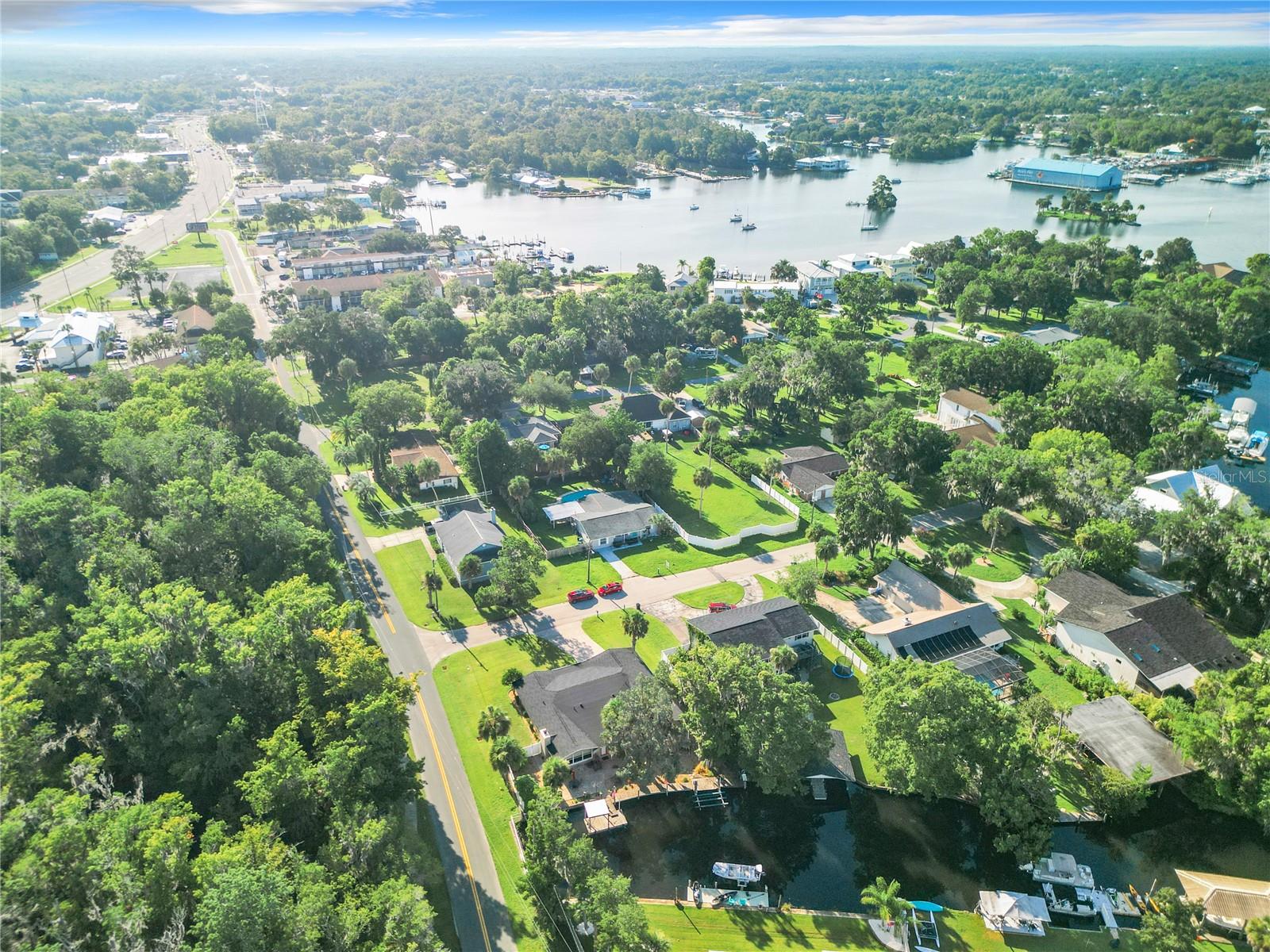 556 NW 9TH AVE, CRYSTAL RIVER, FL, 34428