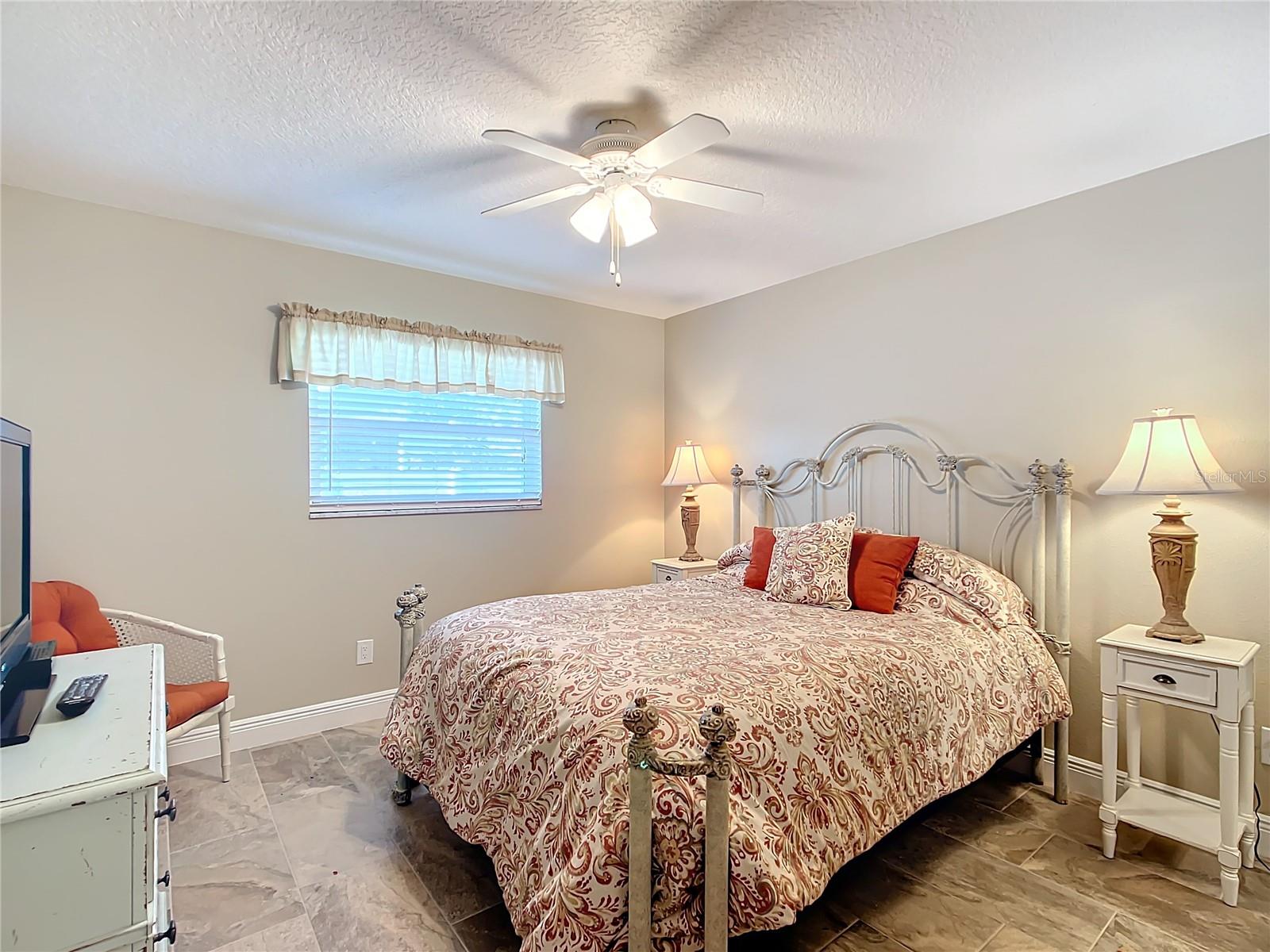 556 NW 9TH AVE, CRYSTAL RIVER, FL, 34428