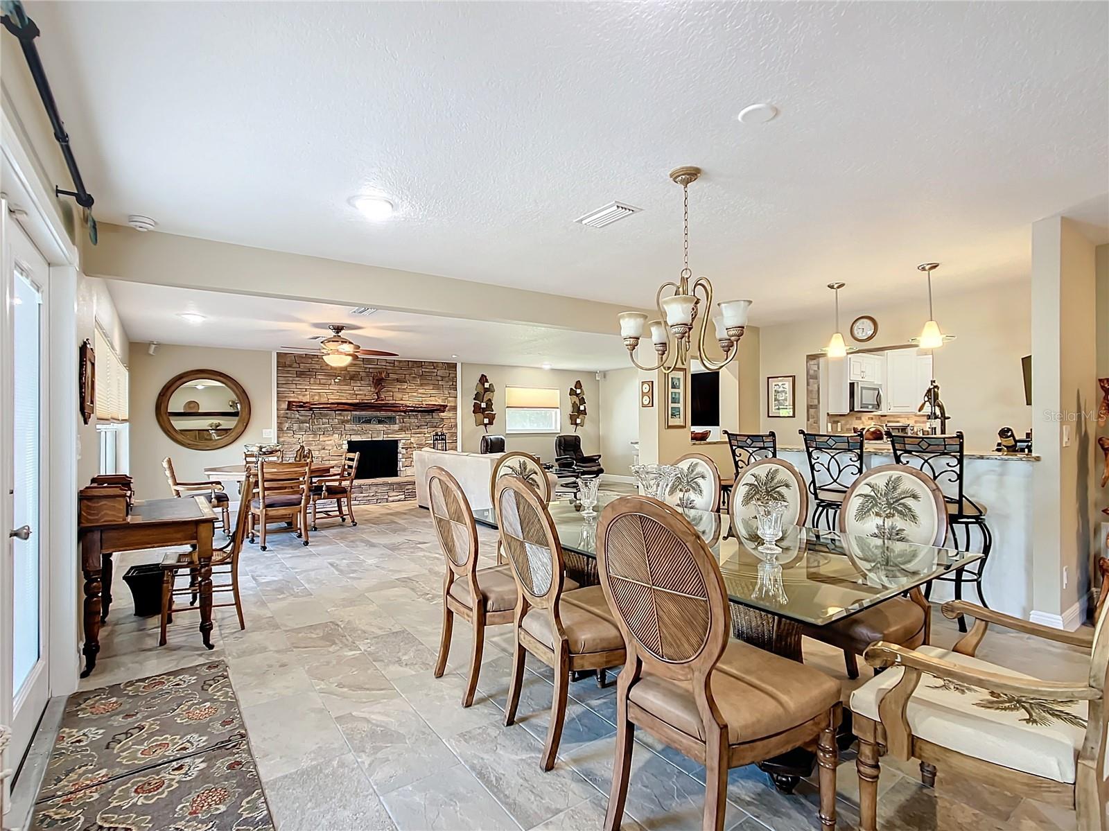 556 NW 9TH AVE, CRYSTAL RIVER, FL, 34428