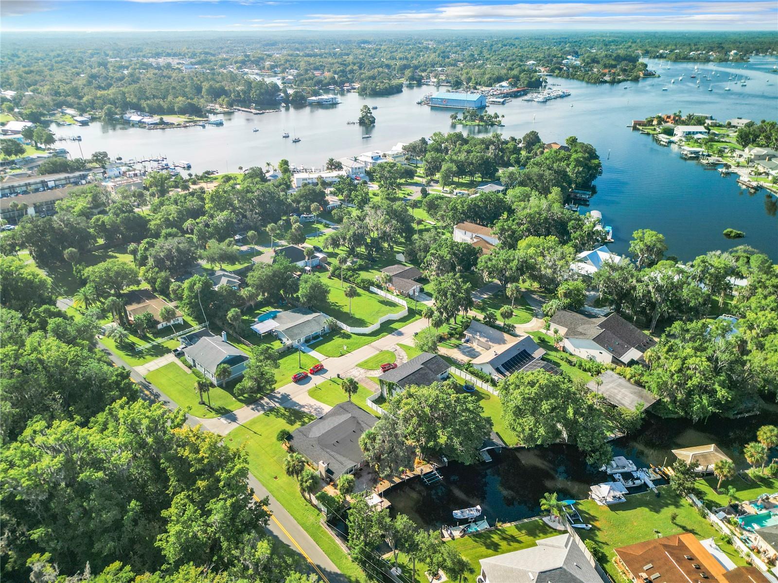 556 NW 9TH AVE, CRYSTAL RIVER, FL, 34428