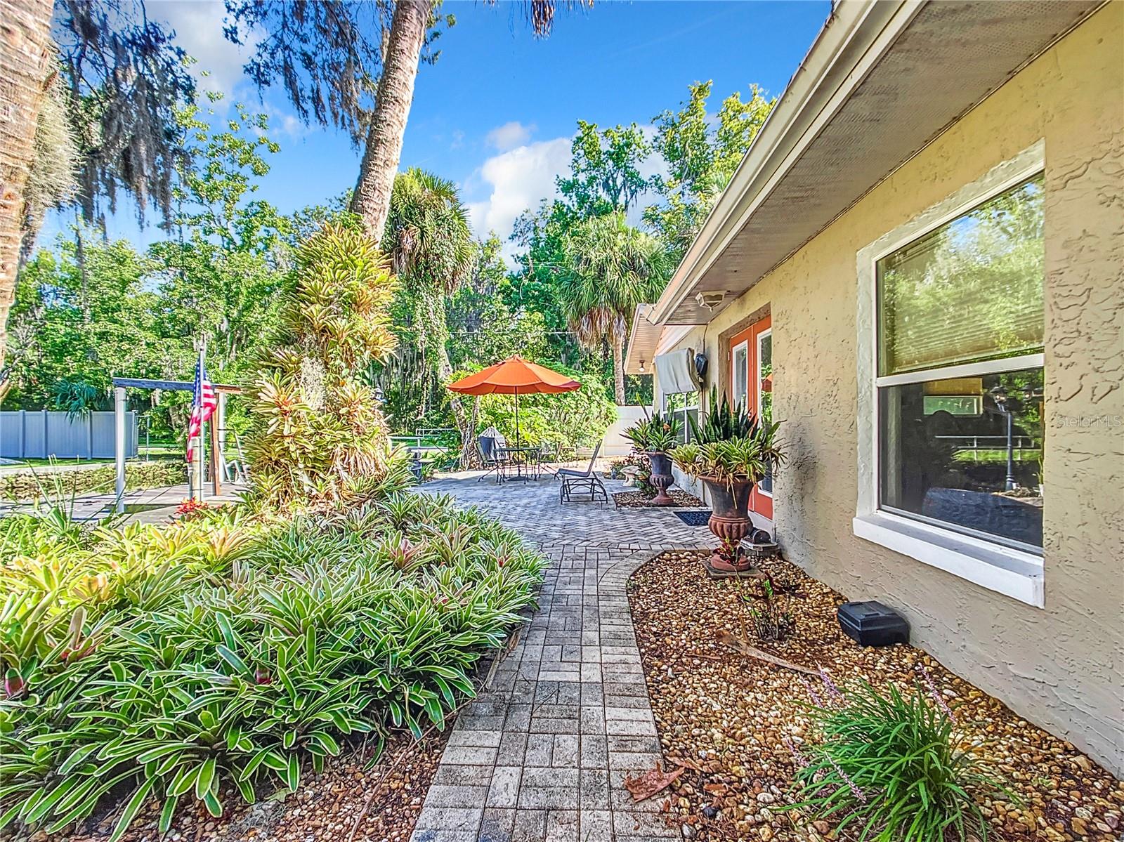 556 NW 9TH AVE, CRYSTAL RIVER, FL, 34428
