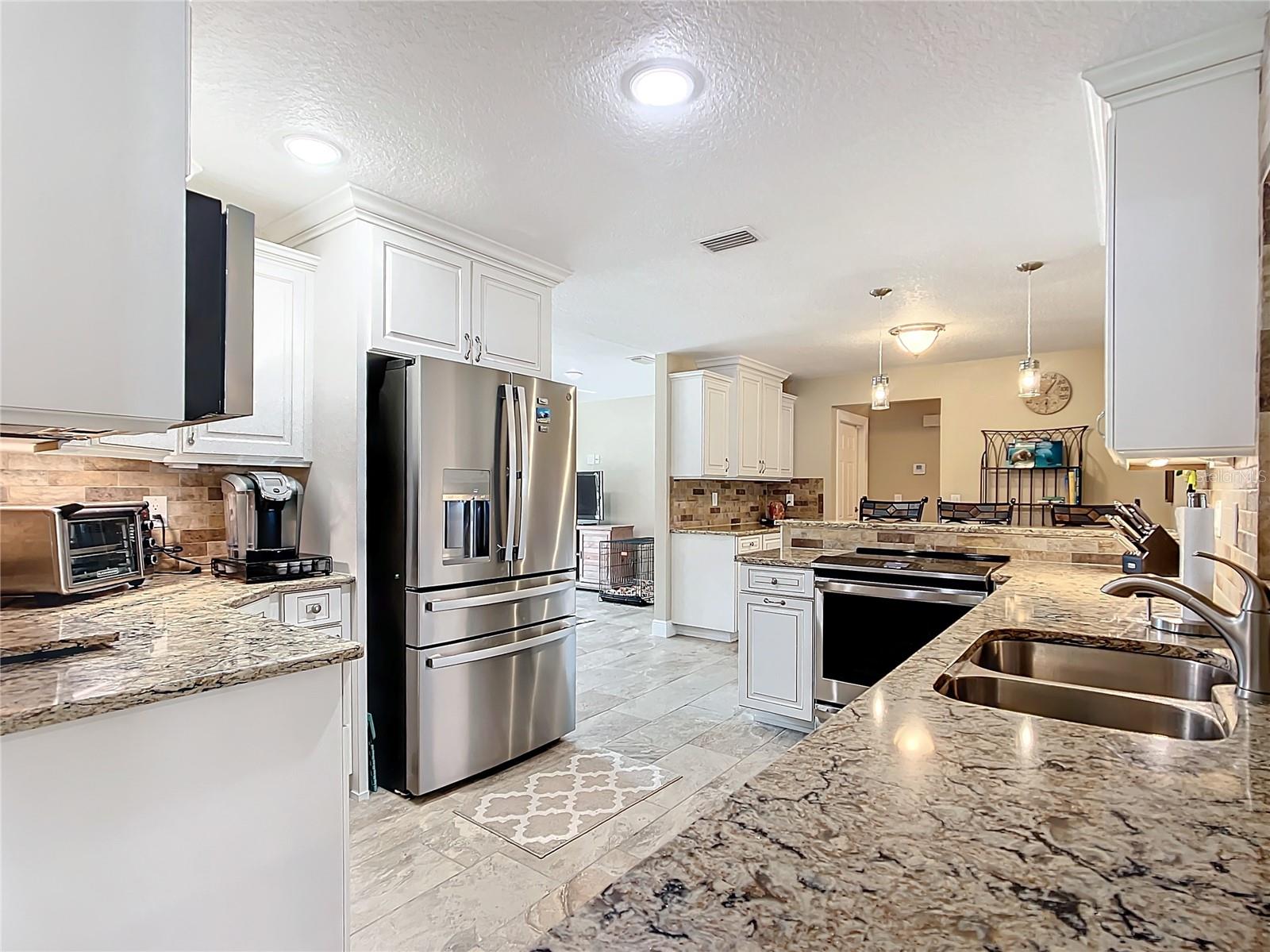 556 NW 9TH AVE, CRYSTAL RIVER, FL, 34428