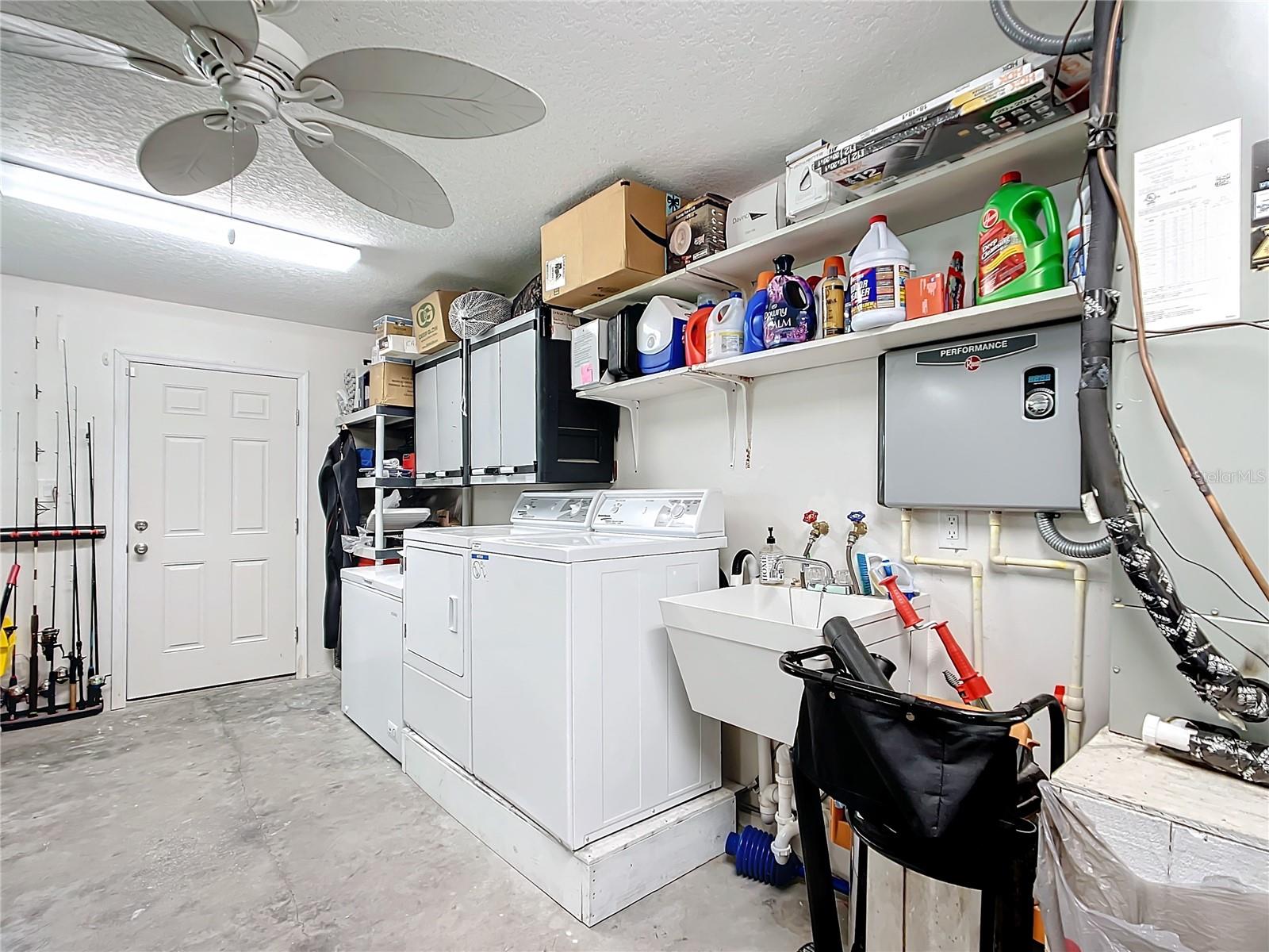 556 NW 9TH AVE, CRYSTAL RIVER, FL, 34428