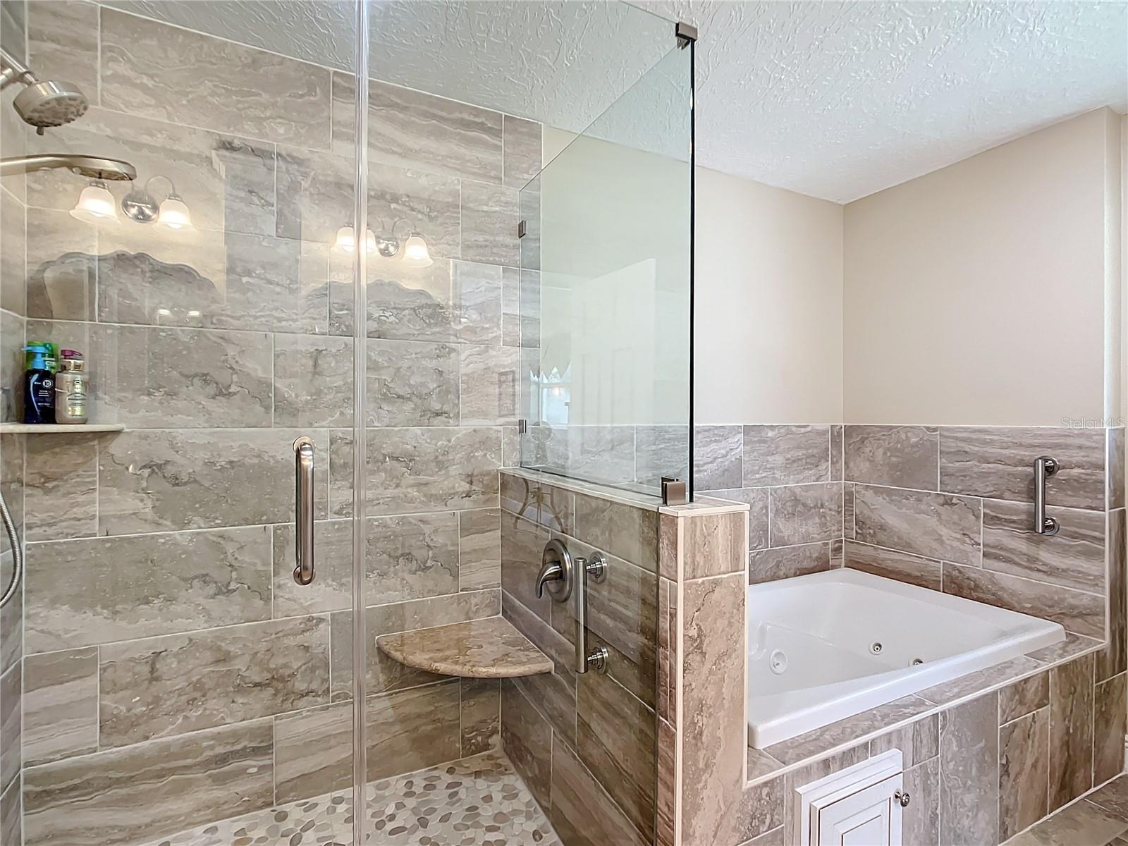 556 NW 9TH AVE, CRYSTAL RIVER, FL, 34428