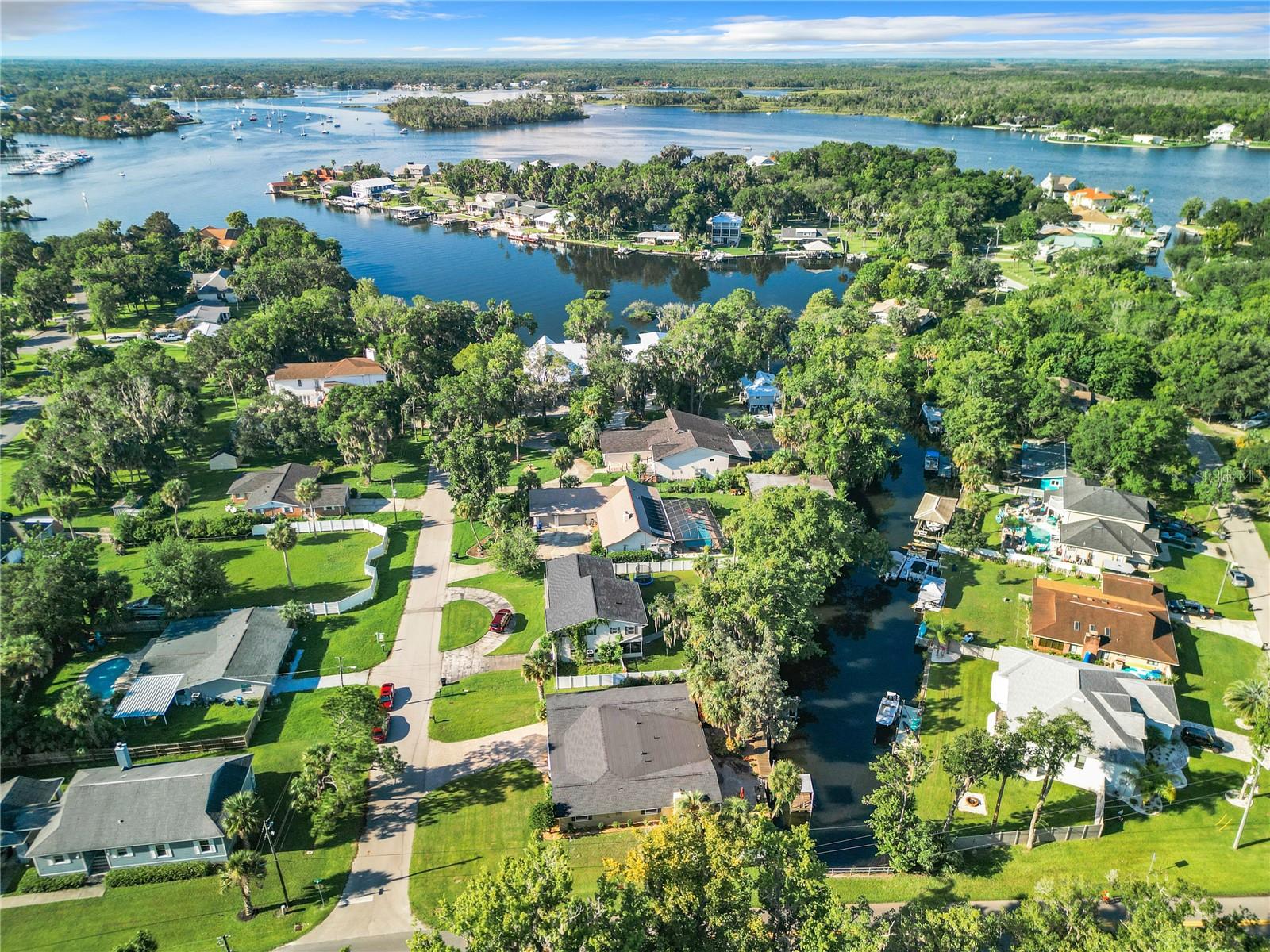 556 NW 9TH AVE, CRYSTAL RIVER, FL, 34428