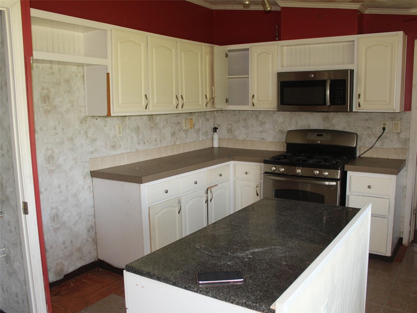 12007 OLD LAKELAND HWY, DADE CITY, FL, 33525