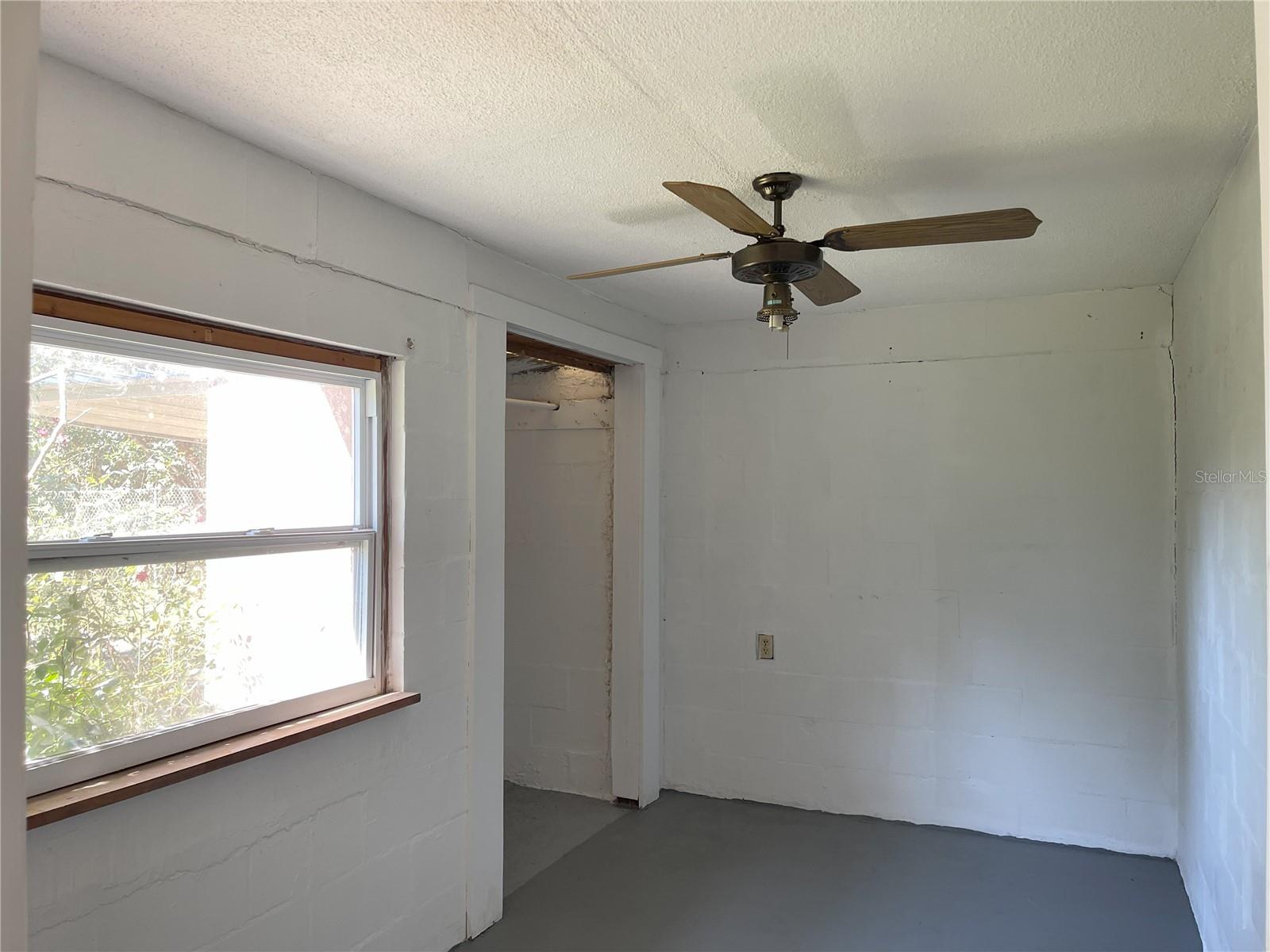 20621 SE HIGHWAY 42, UMATILLA, FL, 32784