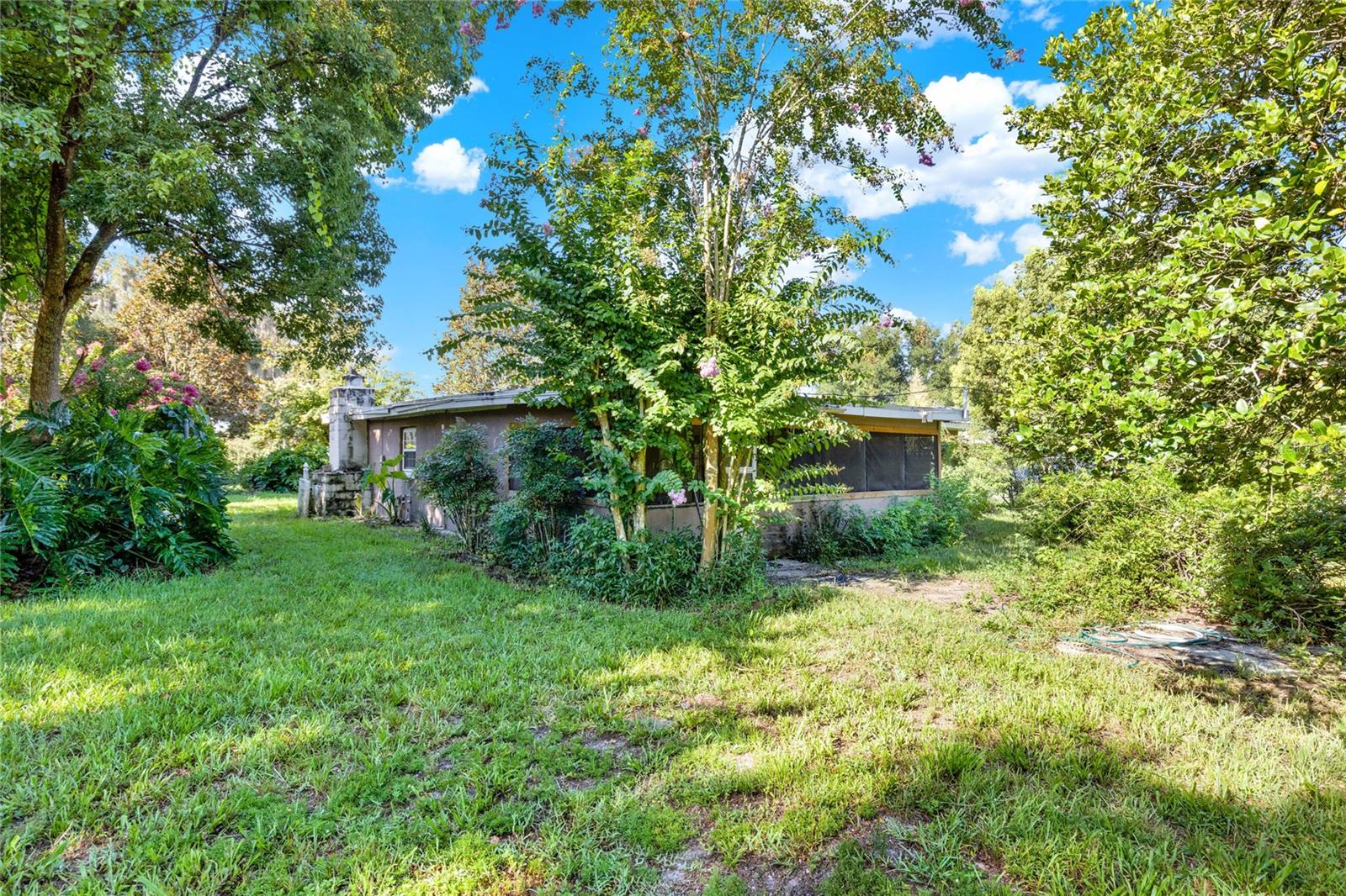20621 SE HIGHWAY 42, UMATILLA, FL, 32784