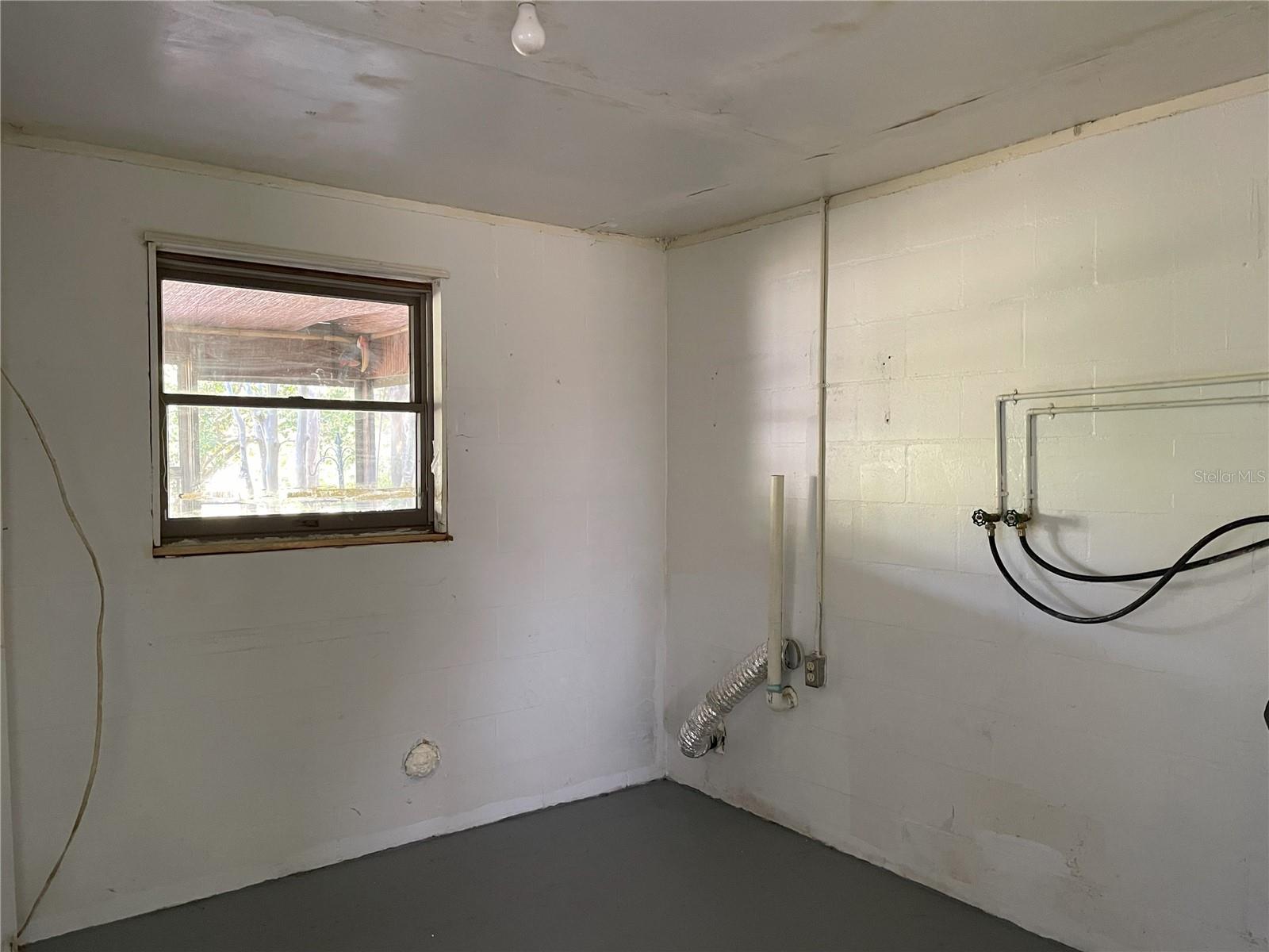 20621 SE HIGHWAY 42, UMATILLA, FL, 32784