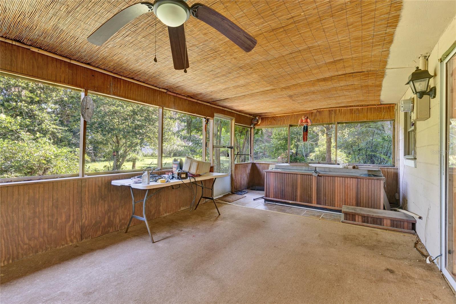 20621 SE HIGHWAY 42, UMATILLA, FL, 32784
