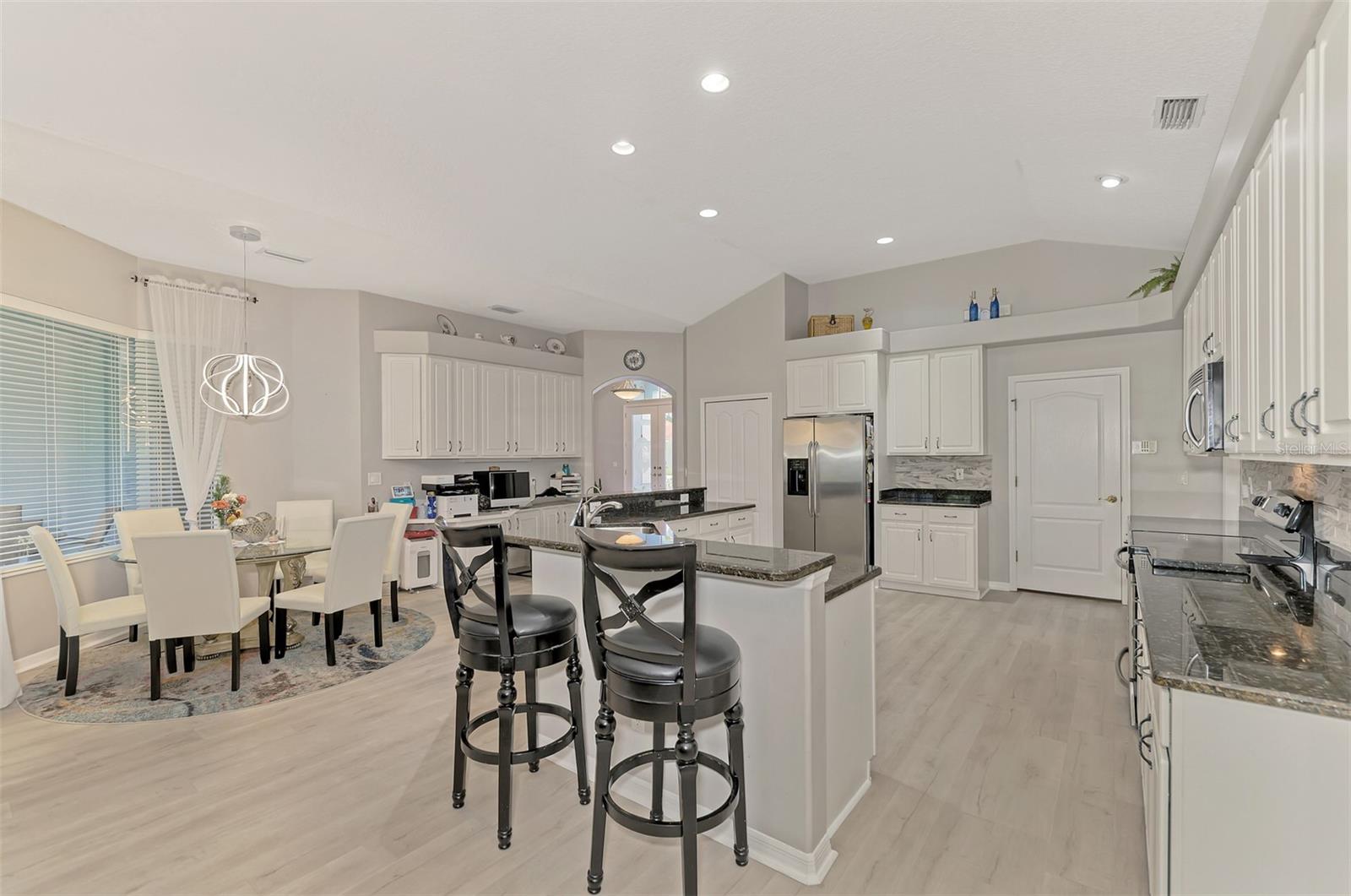 9044 MISTY CREEK DR, SARASOTA, FL, 34241