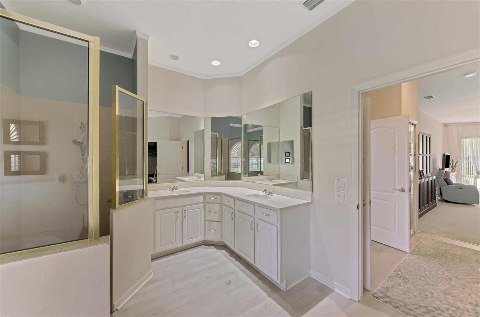 9044 MISTY CREEK DR, SARASOTA, FL, 34241