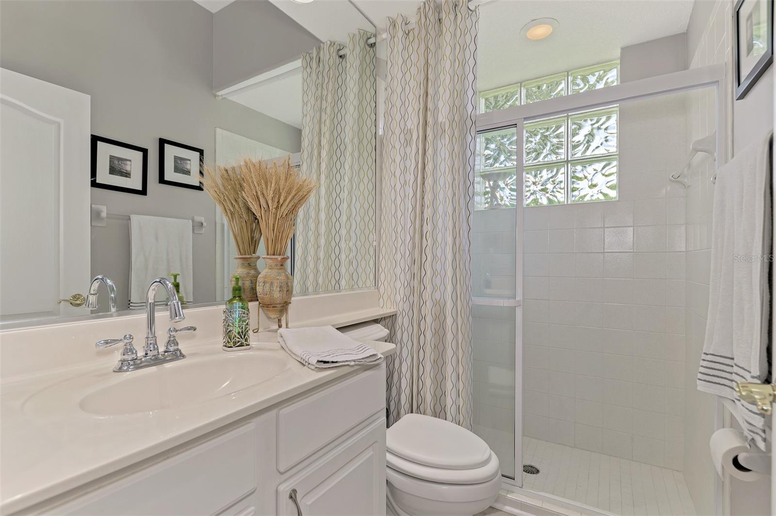 9044 MISTY CREEK DR, SARASOTA, FL, 34241