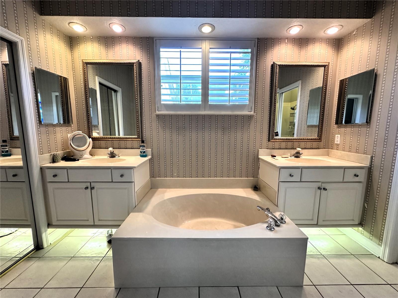 1817 BAILLIE GLASS LN, ORLANDO, FL, 32835