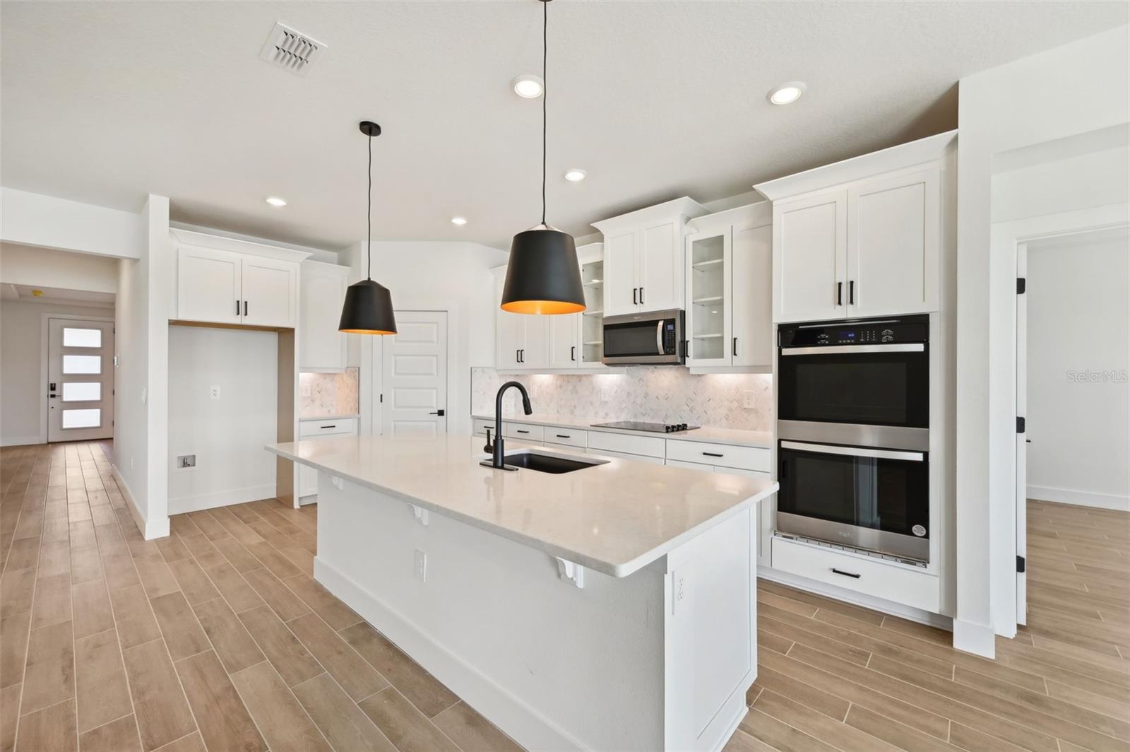 108 RUNAWAY FIELD AVE, NOKOMIS, FL, 34275