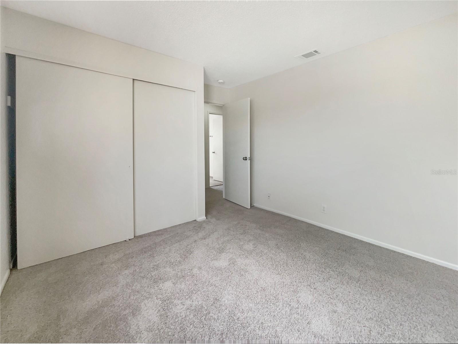 1052 LONGFELLOW CIR, SARASOTA, FL, 34243
