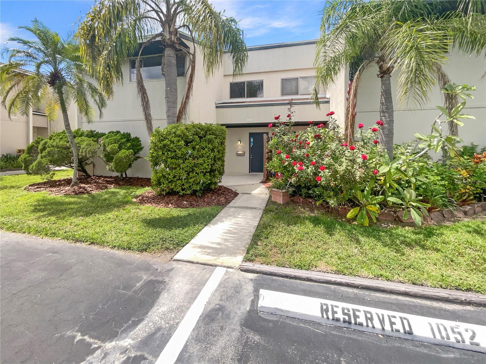 1052 LONGFELLOW CIR, SARASOTA, FL, 34243